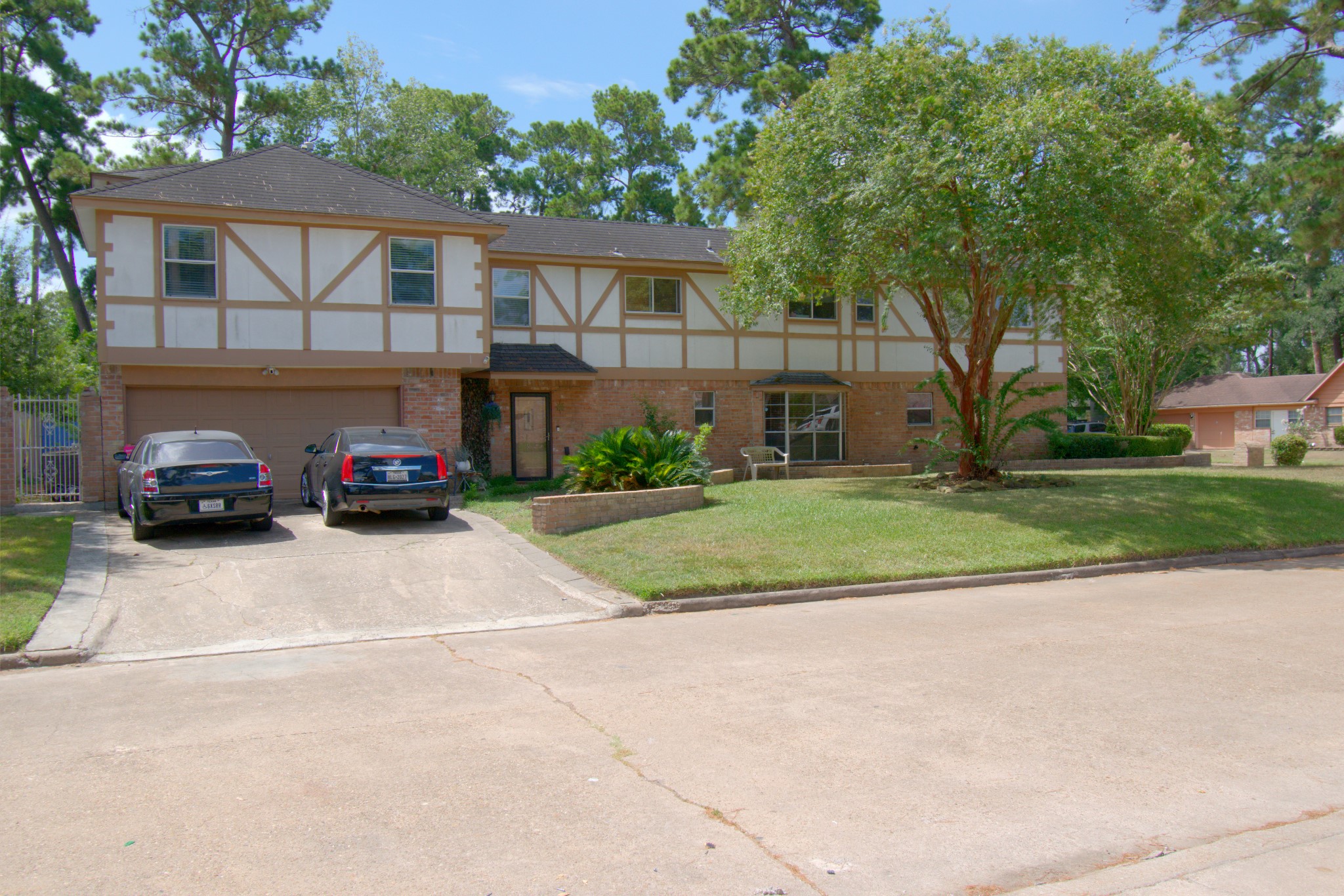 14722 Falling Creek Drive Property Photo 4