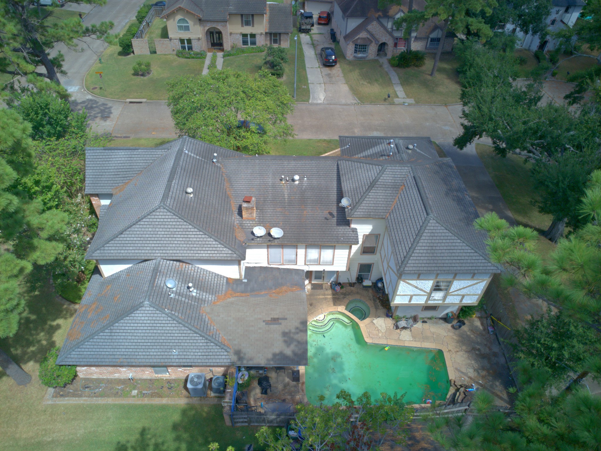 14722 Falling Creek Drive Property Photo 10
