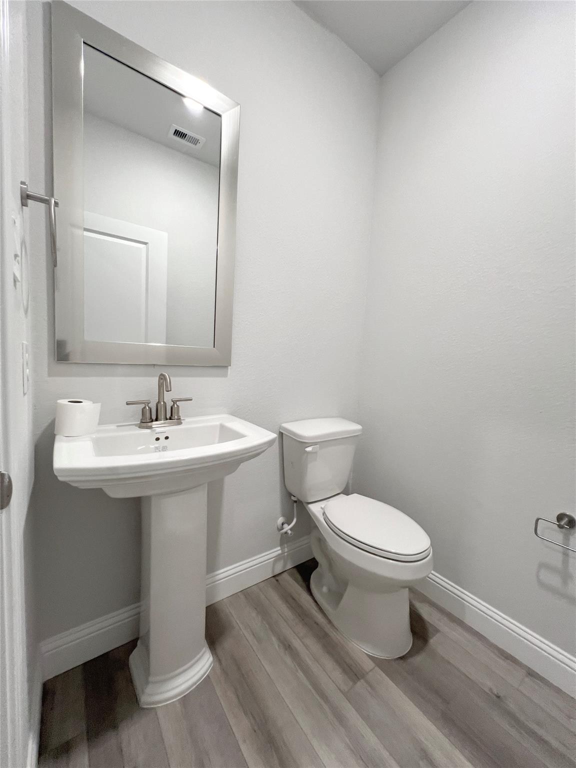 2306 Red Chip Ln Property Photo 23