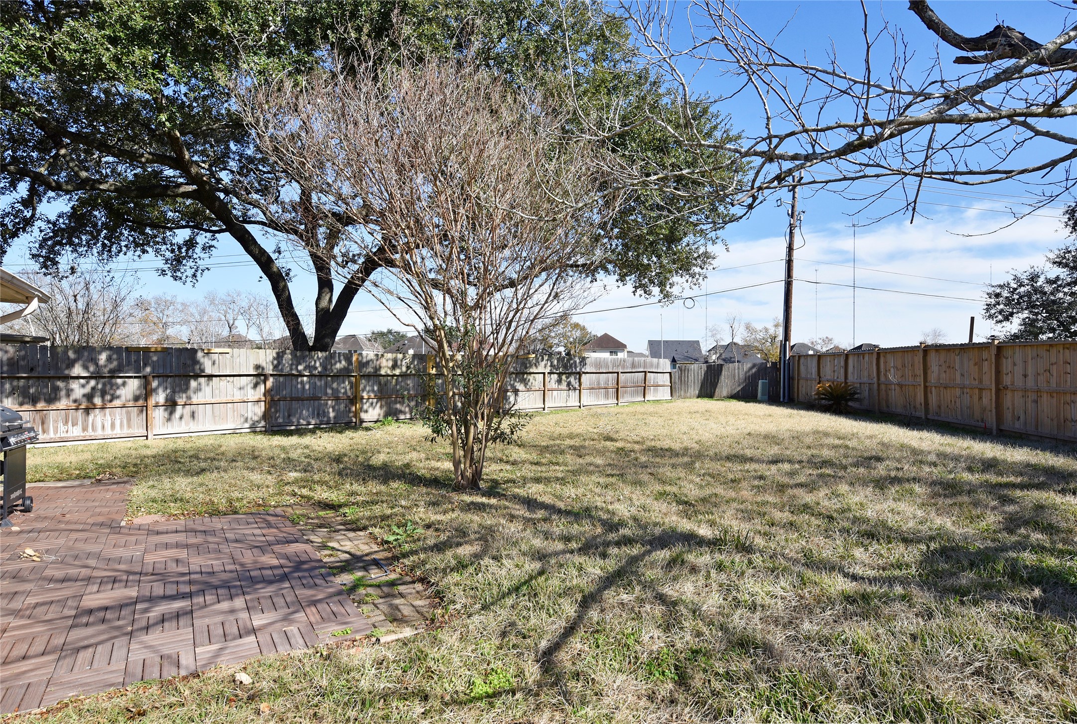 2207 Woodglen Drive Property Photo 27
