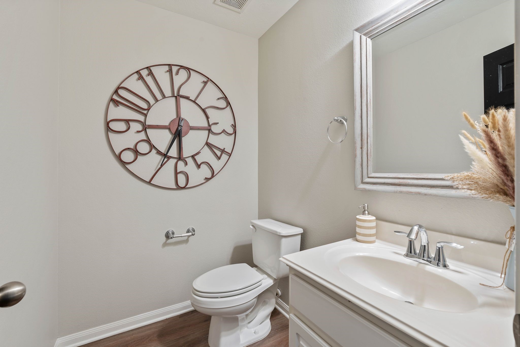 2504 N Yorkchase Lane Property Photo 10