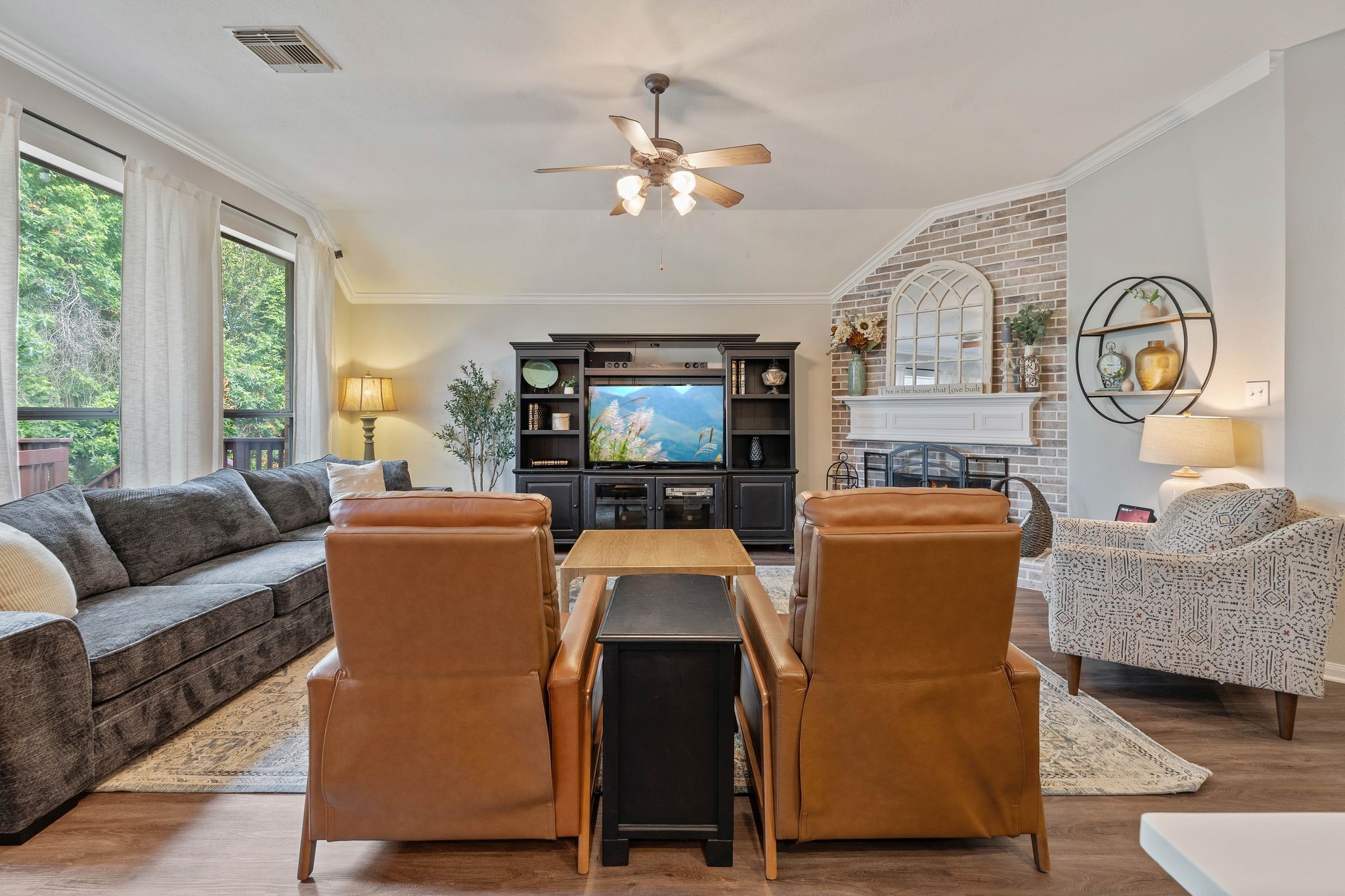 2504 N Yorkchase Lane Property Photo 12