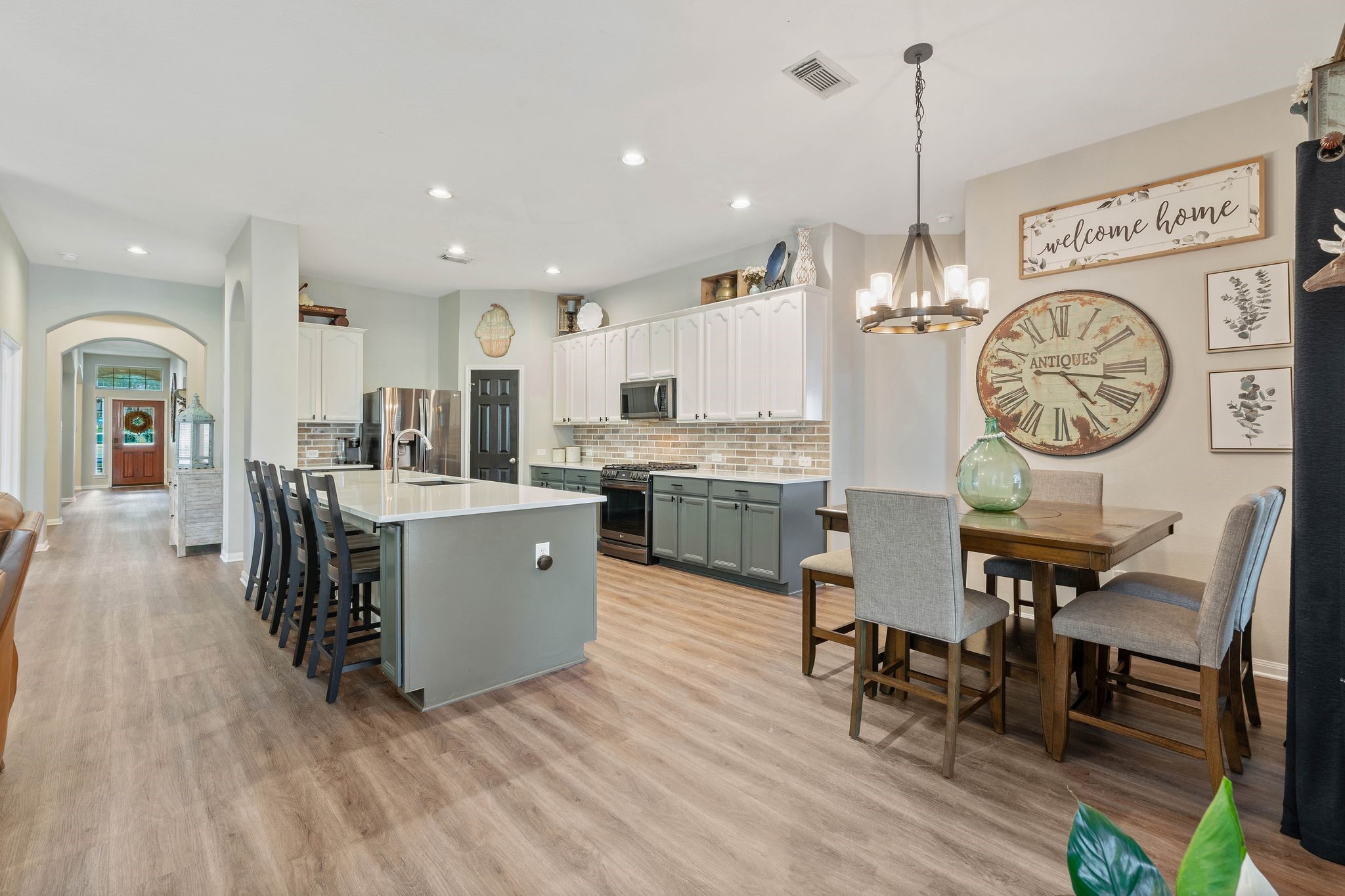 2504 N Yorkchase Lane Property Photo 15