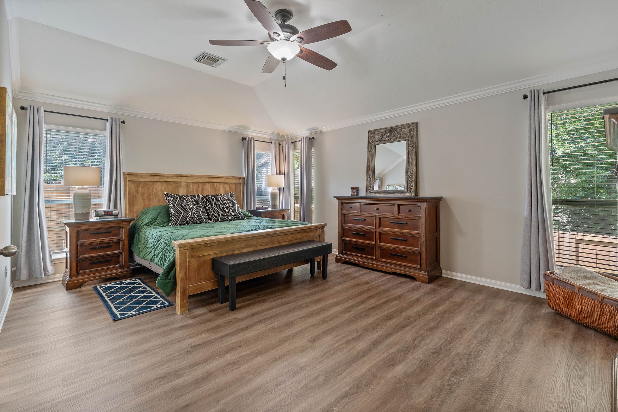 2504 N Yorkchase Lane Property Photo 19