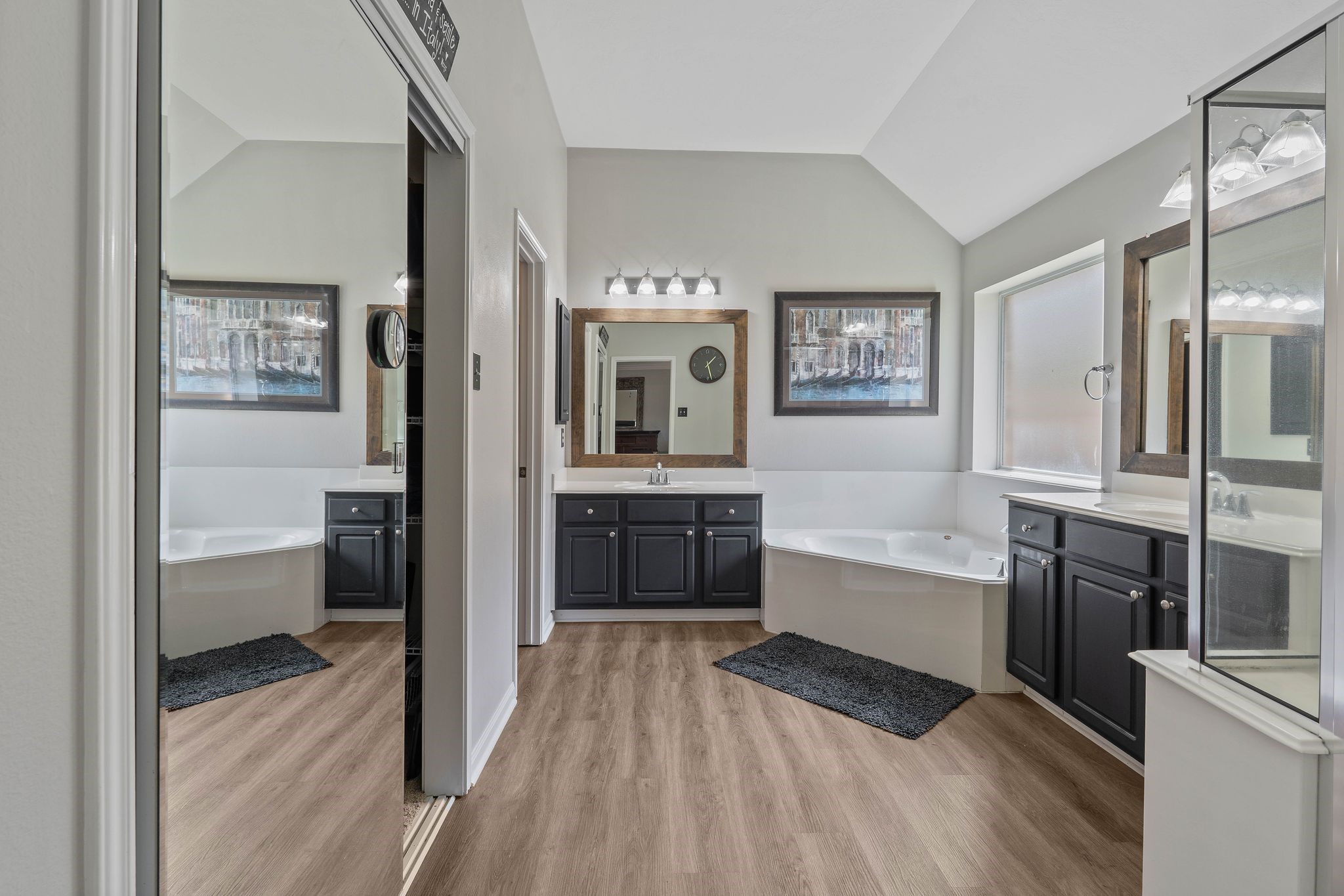 2504 N Yorkchase Lane Property Photo 21