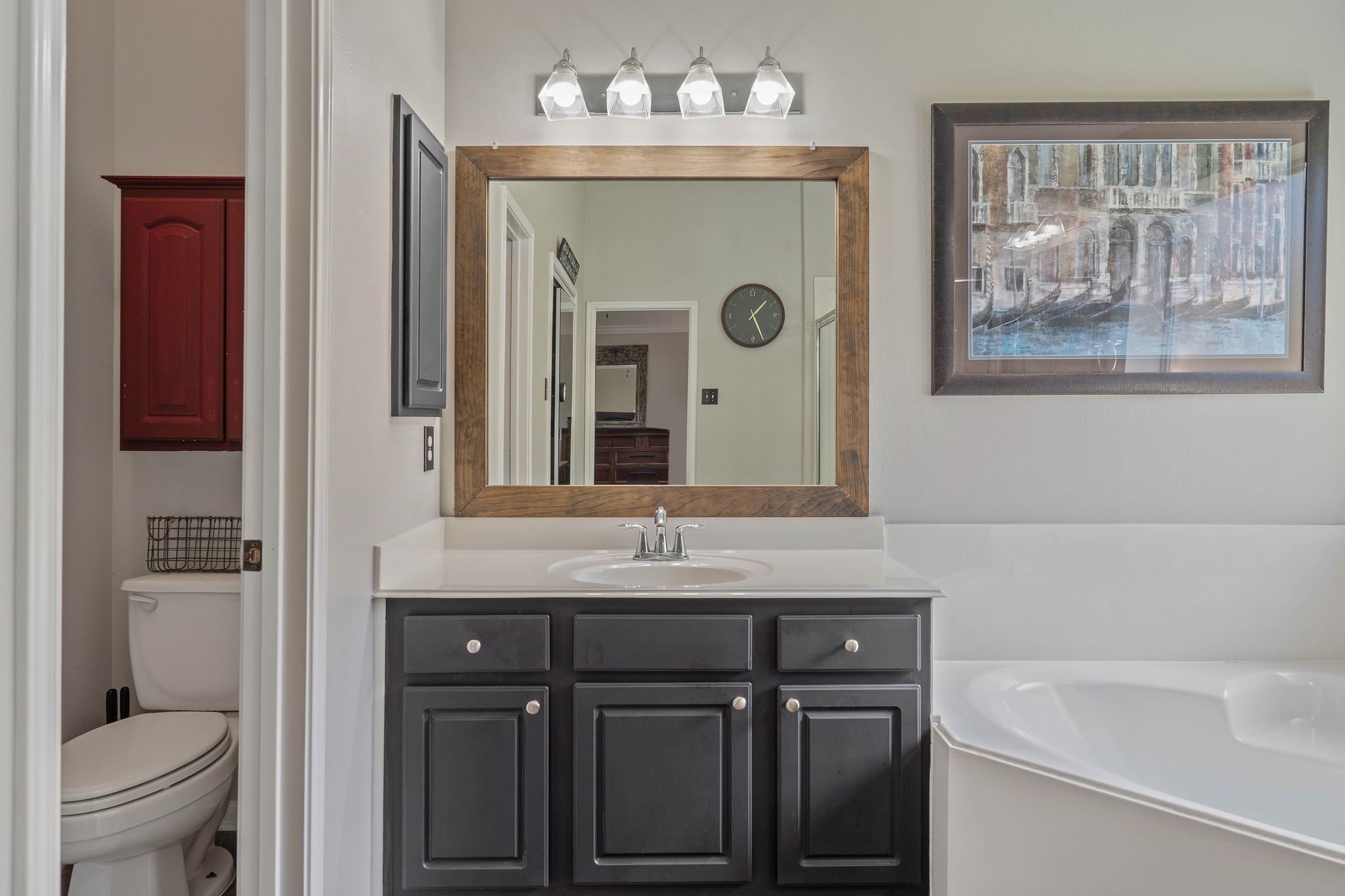 2504 N Yorkchase Lane Property Photo 23