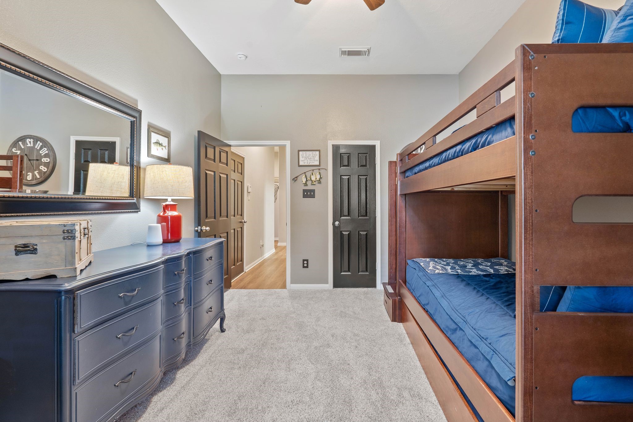 2504 N Yorkchase Lane Property Photo 26