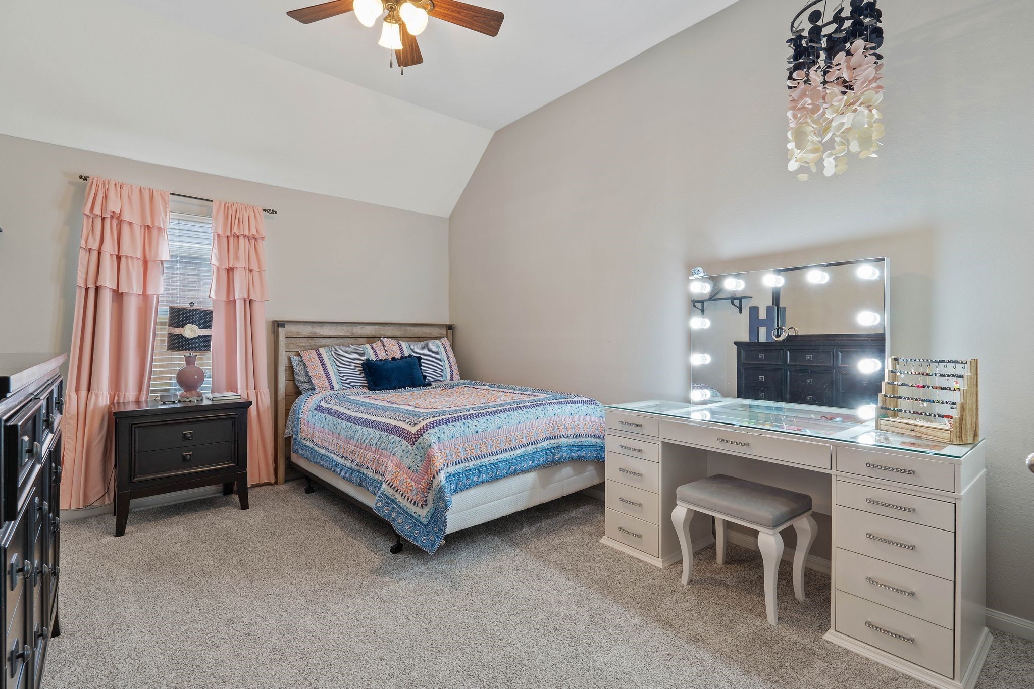 2504 N Yorkchase Lane Property Photo 29