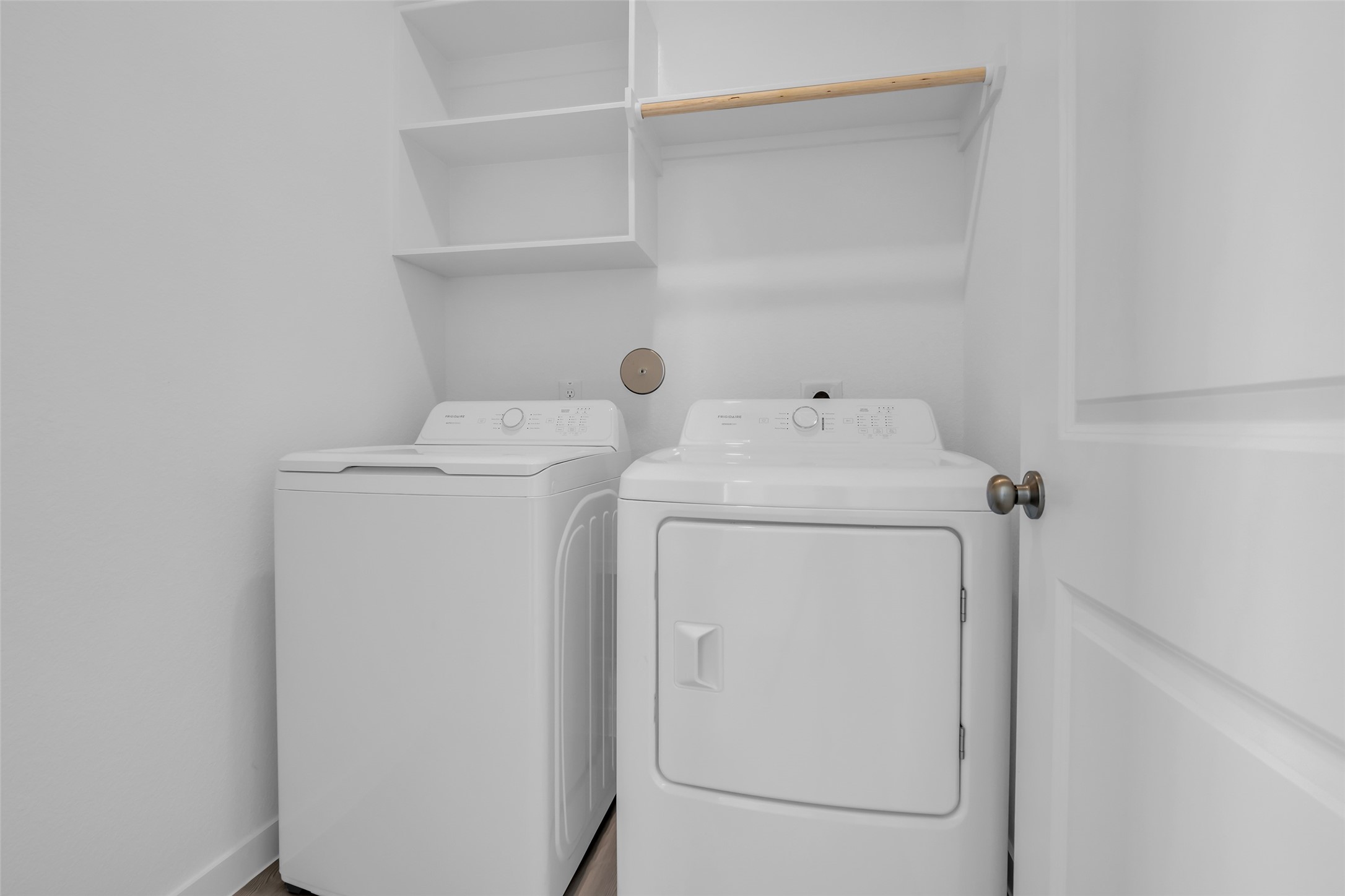 29527 Saddleview Drive Property Photo 12