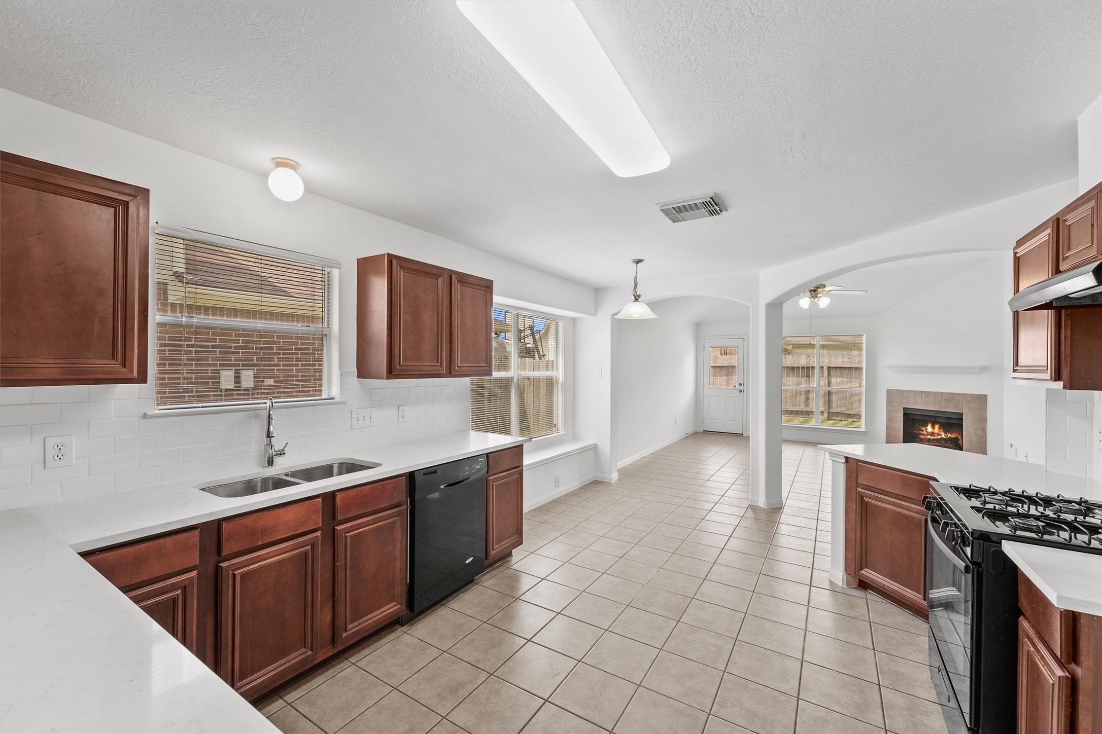 25107 Clover Ranch Drive Property Photo 6