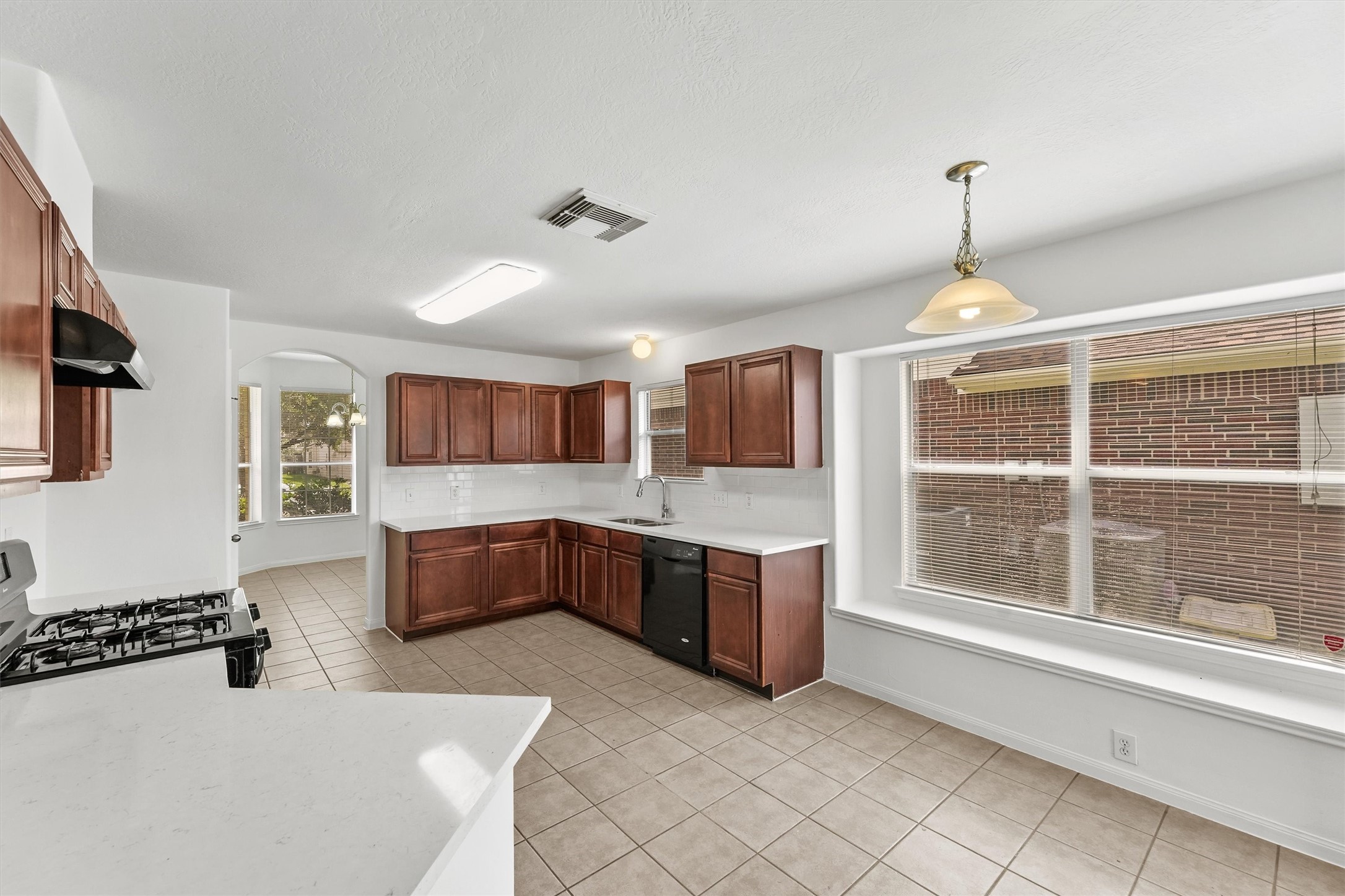 25107 Clover Ranch Drive Property Photo 7
