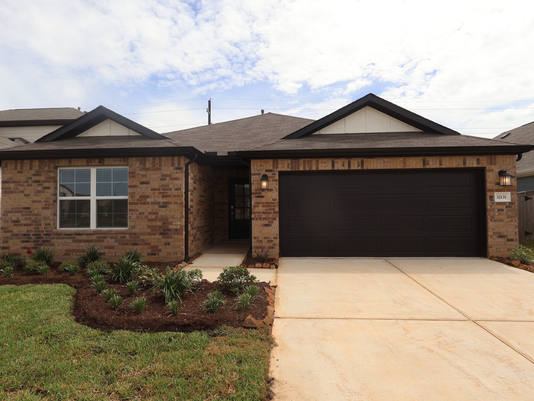 32131 Morning Luster Court Property Photo 2