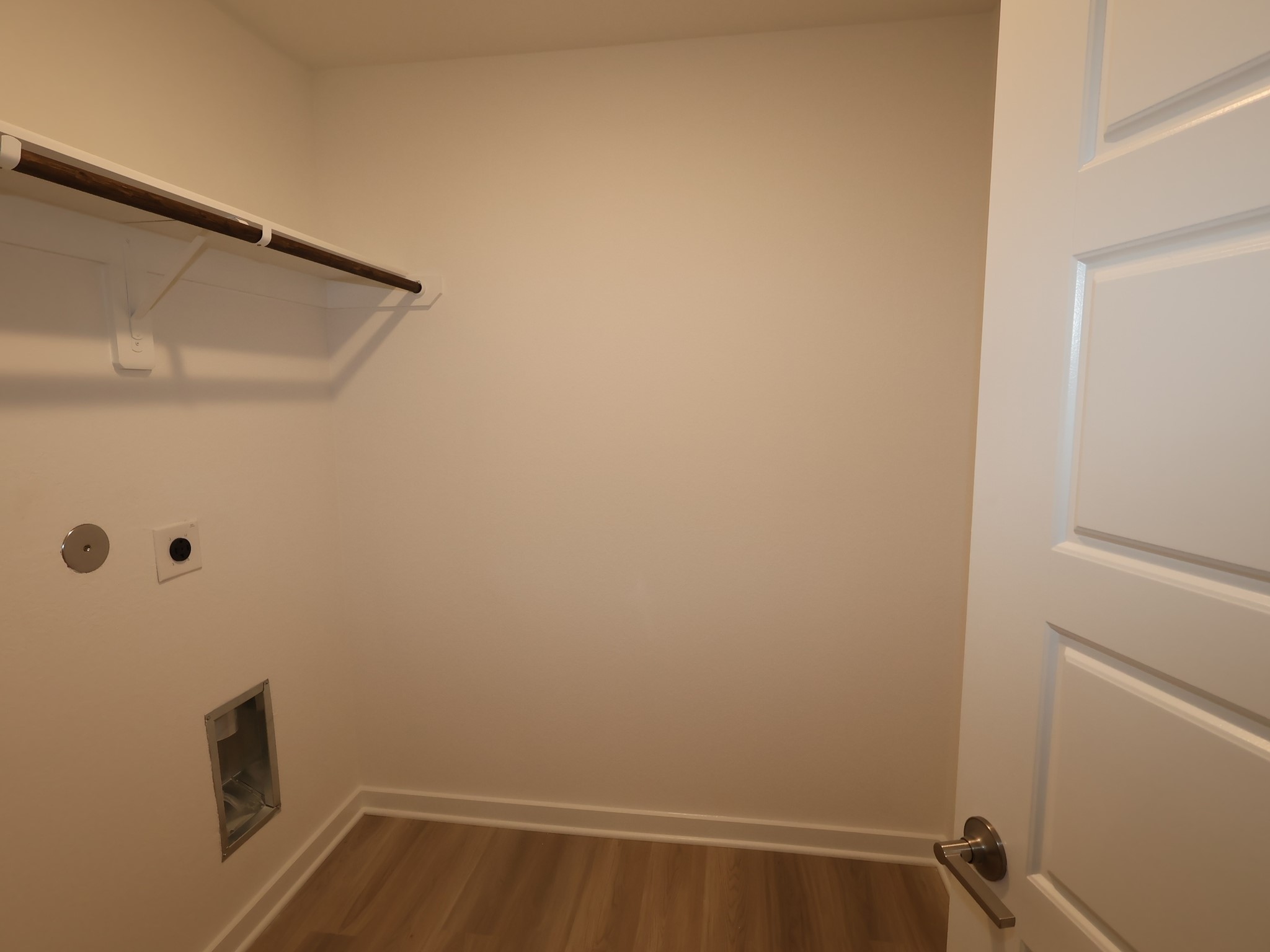 32131 Morning Luster Court Property Photo 7