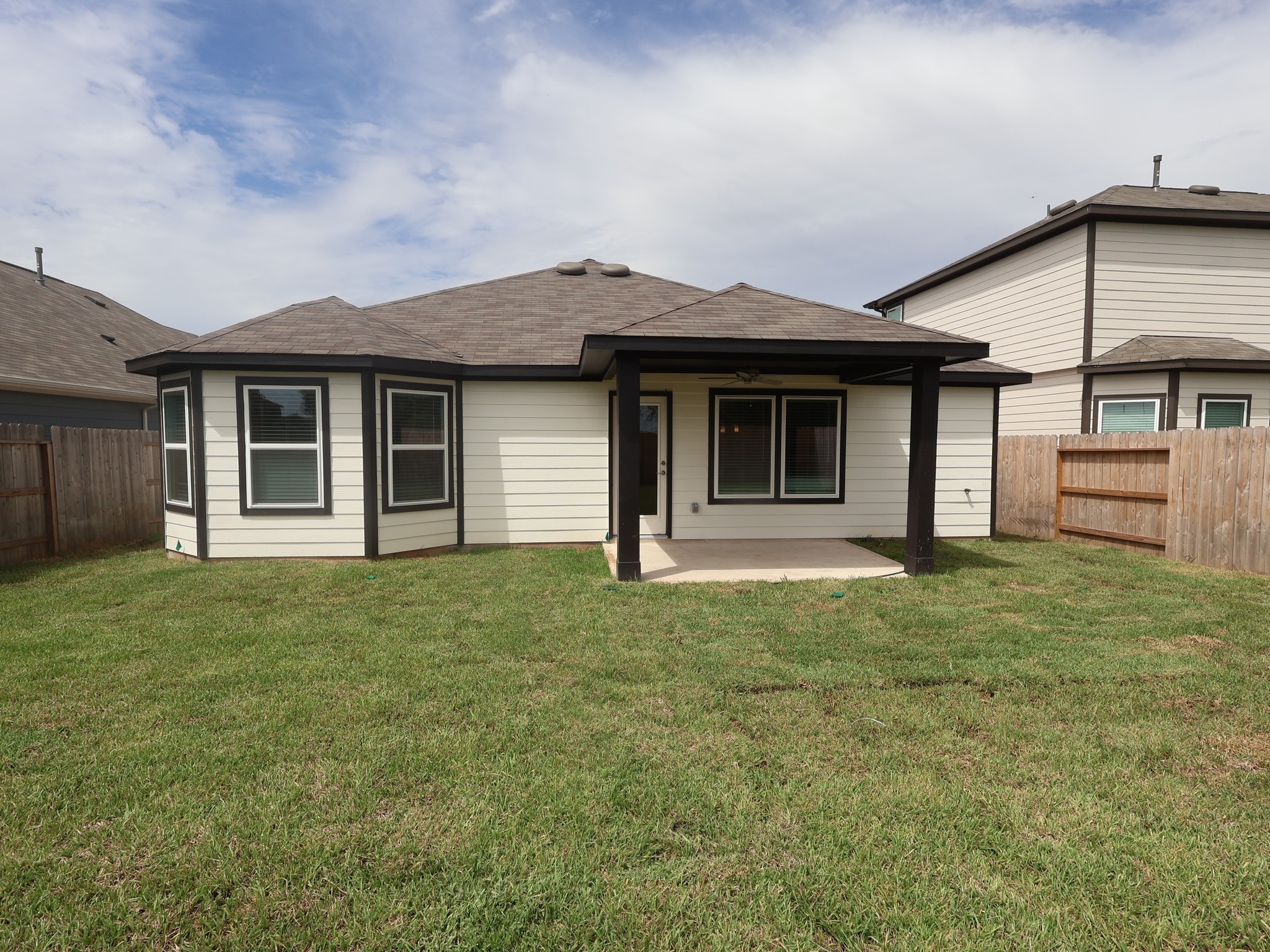 32131 Morning Luster Court Property Photo 14