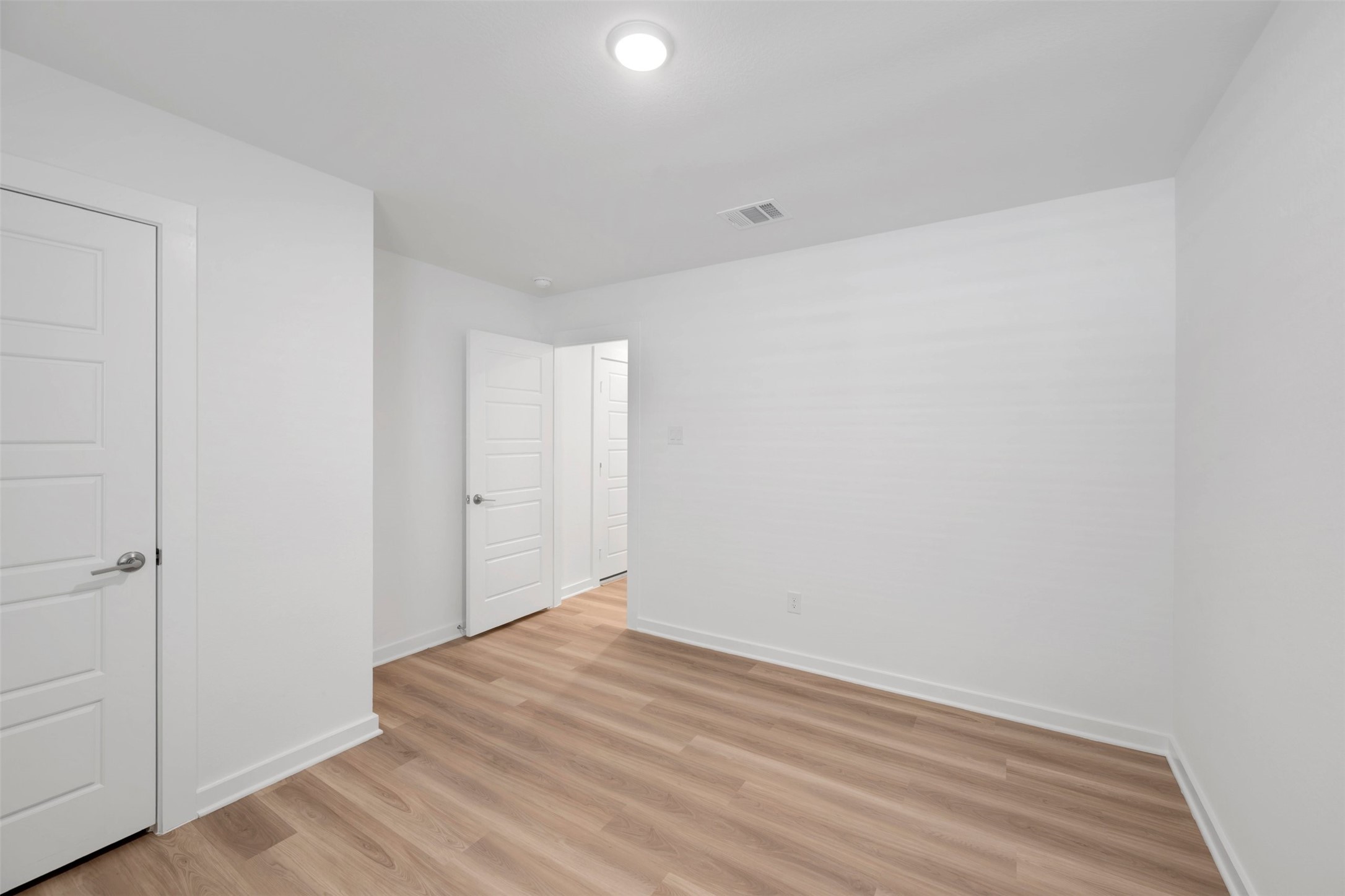 32131 Morning Luster Court Property Photo 16