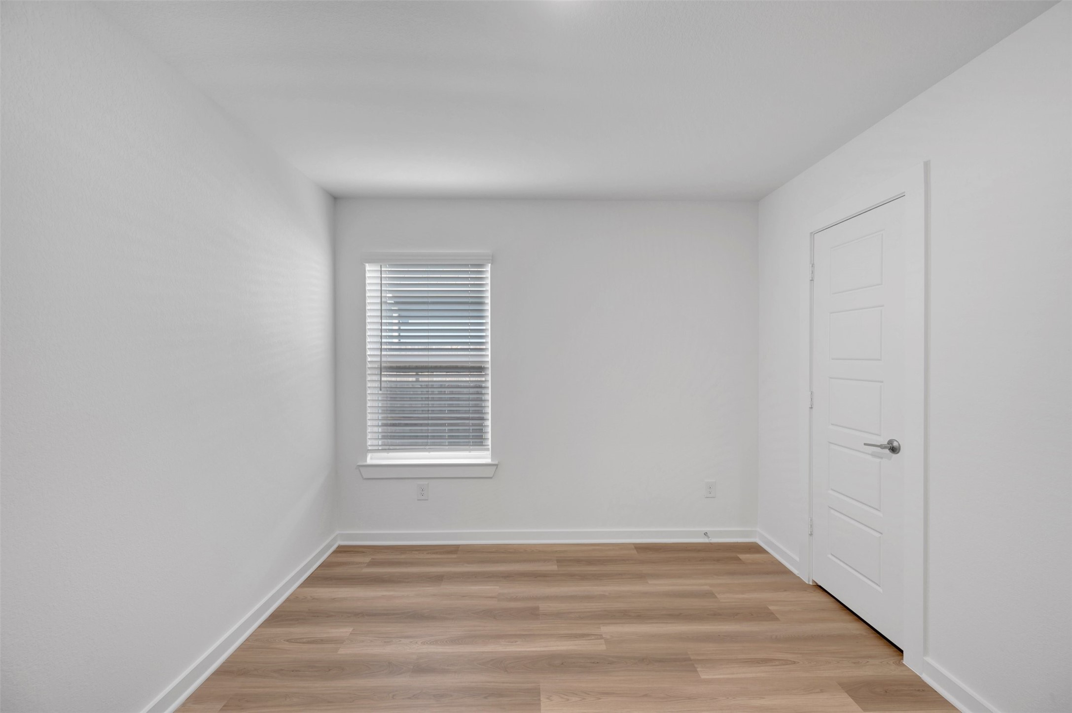 32131 Morning Luster Court Property Photo 17
