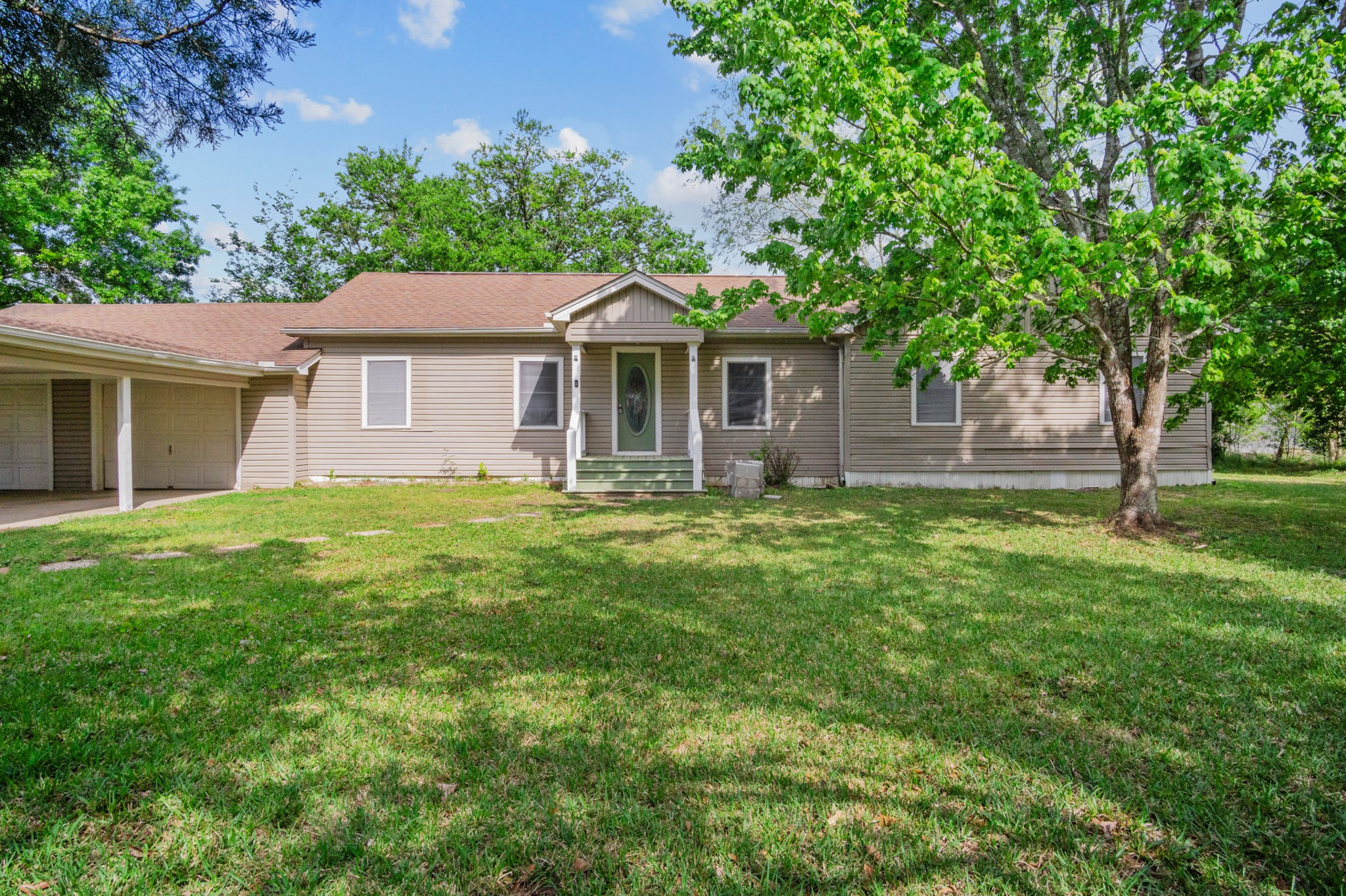 227 Hale Property Photo 1