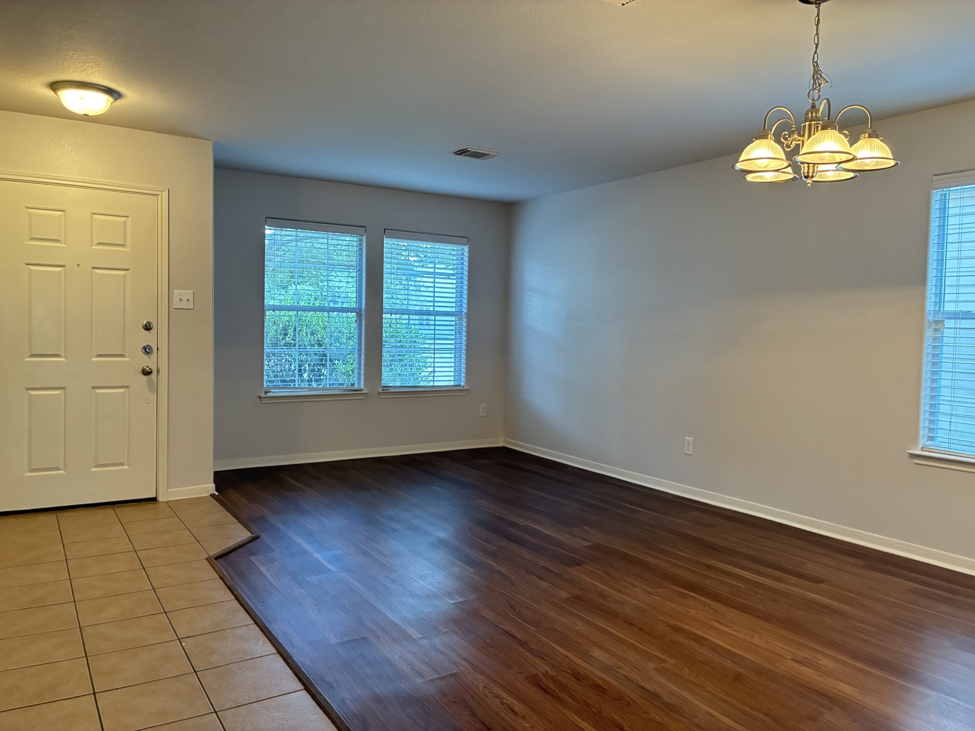 14427 Cellini Drive Property Photo 3