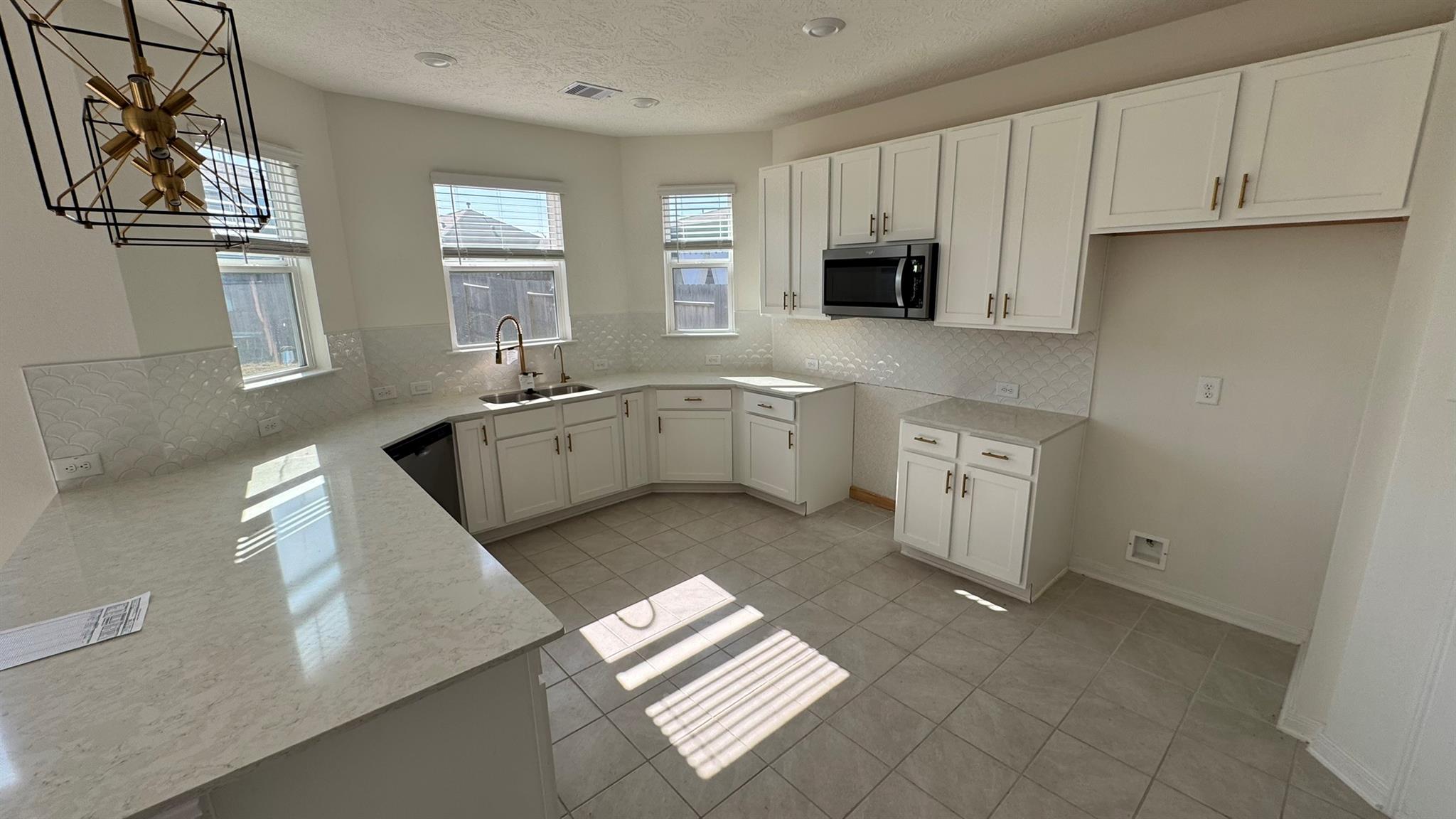 12422 Seybold Cove Drive Property Photo 9