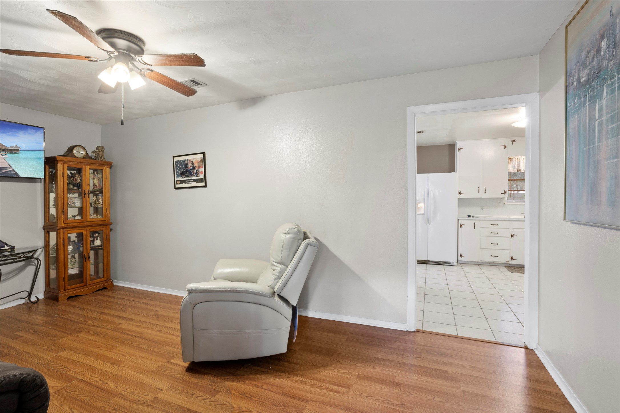 701 Cannan Drive Property Photo 4