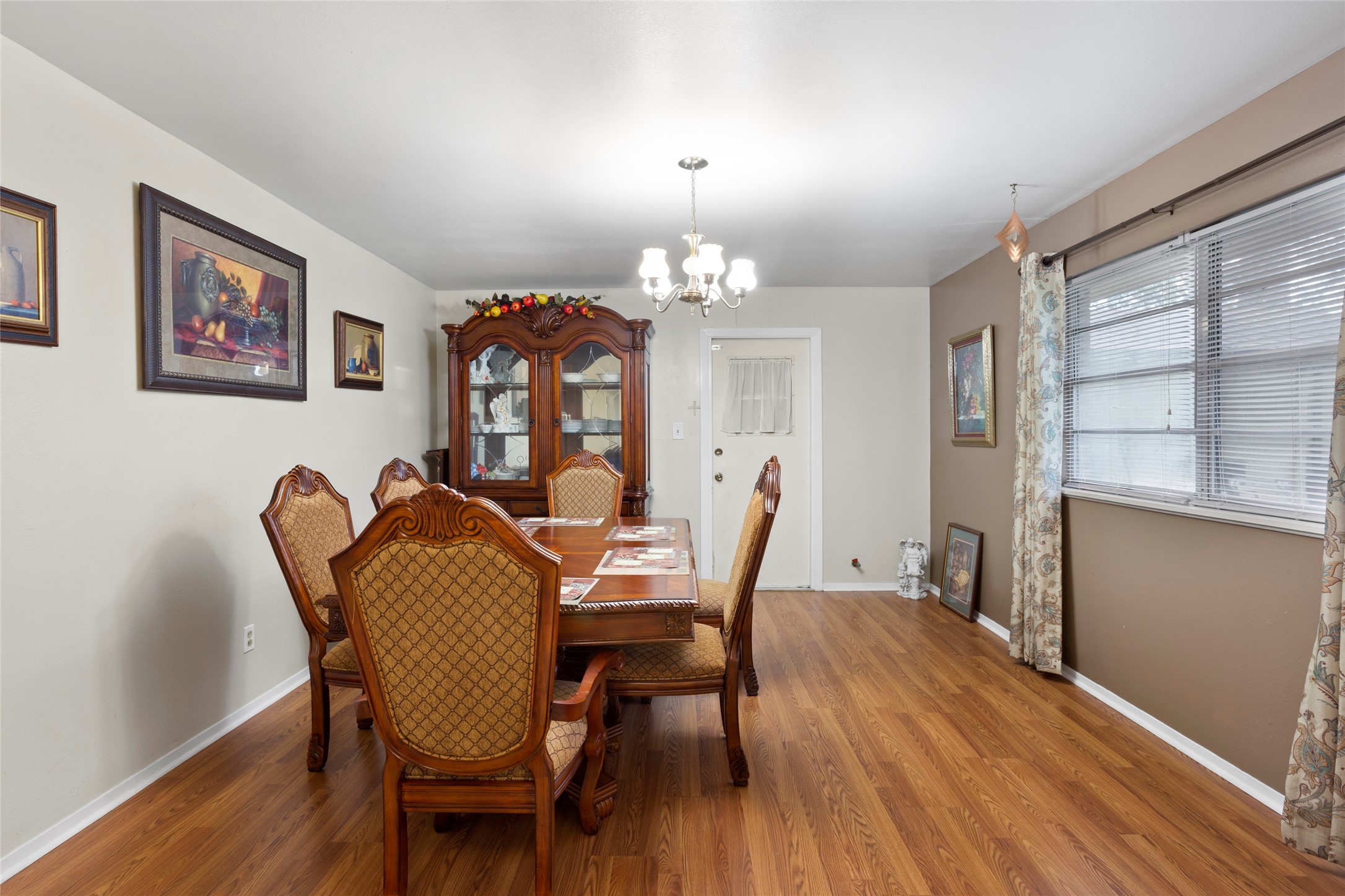 701 Cannan Drive Property Photo 8