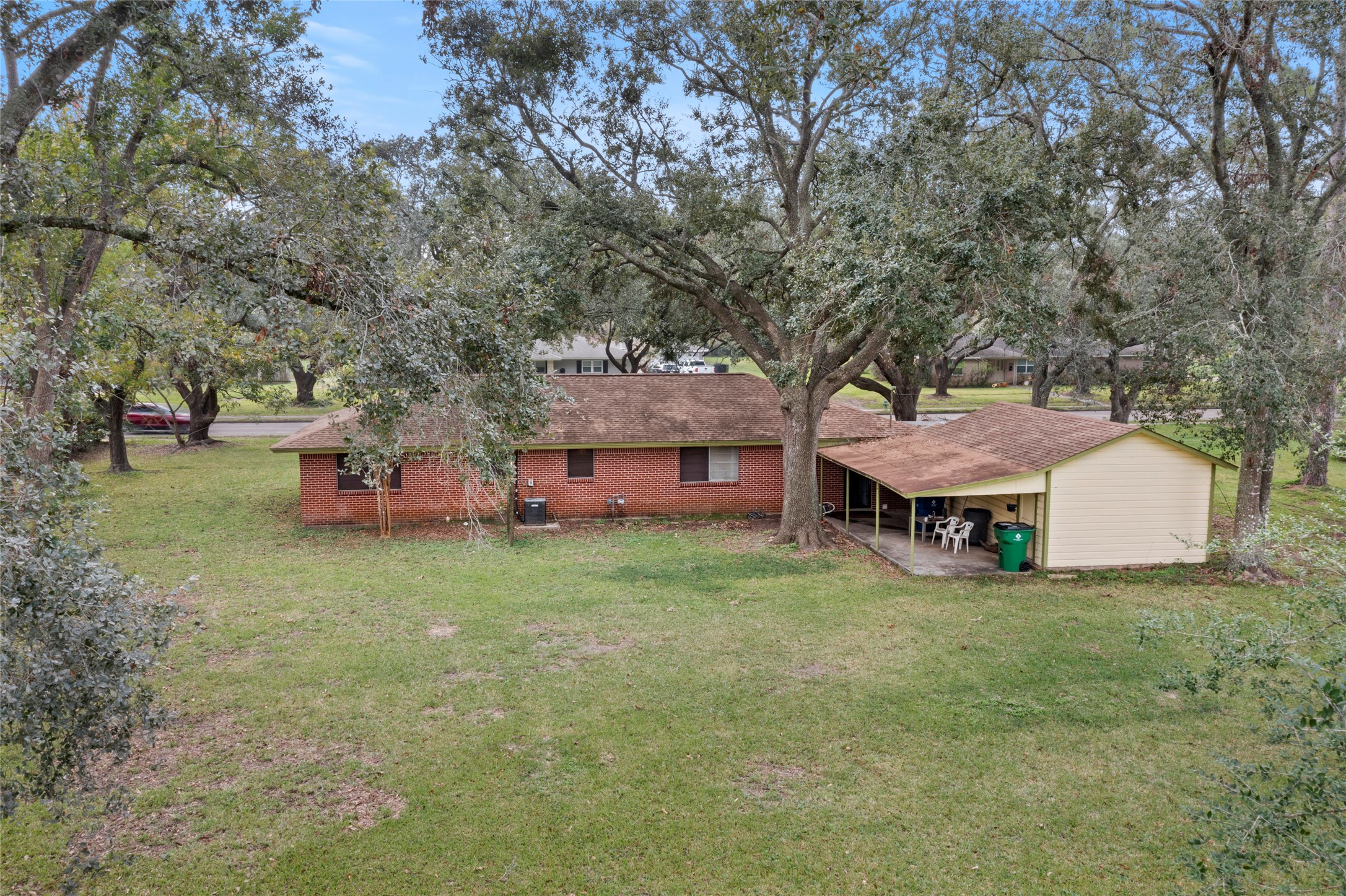 701 Cannan Drive Property Photo 17