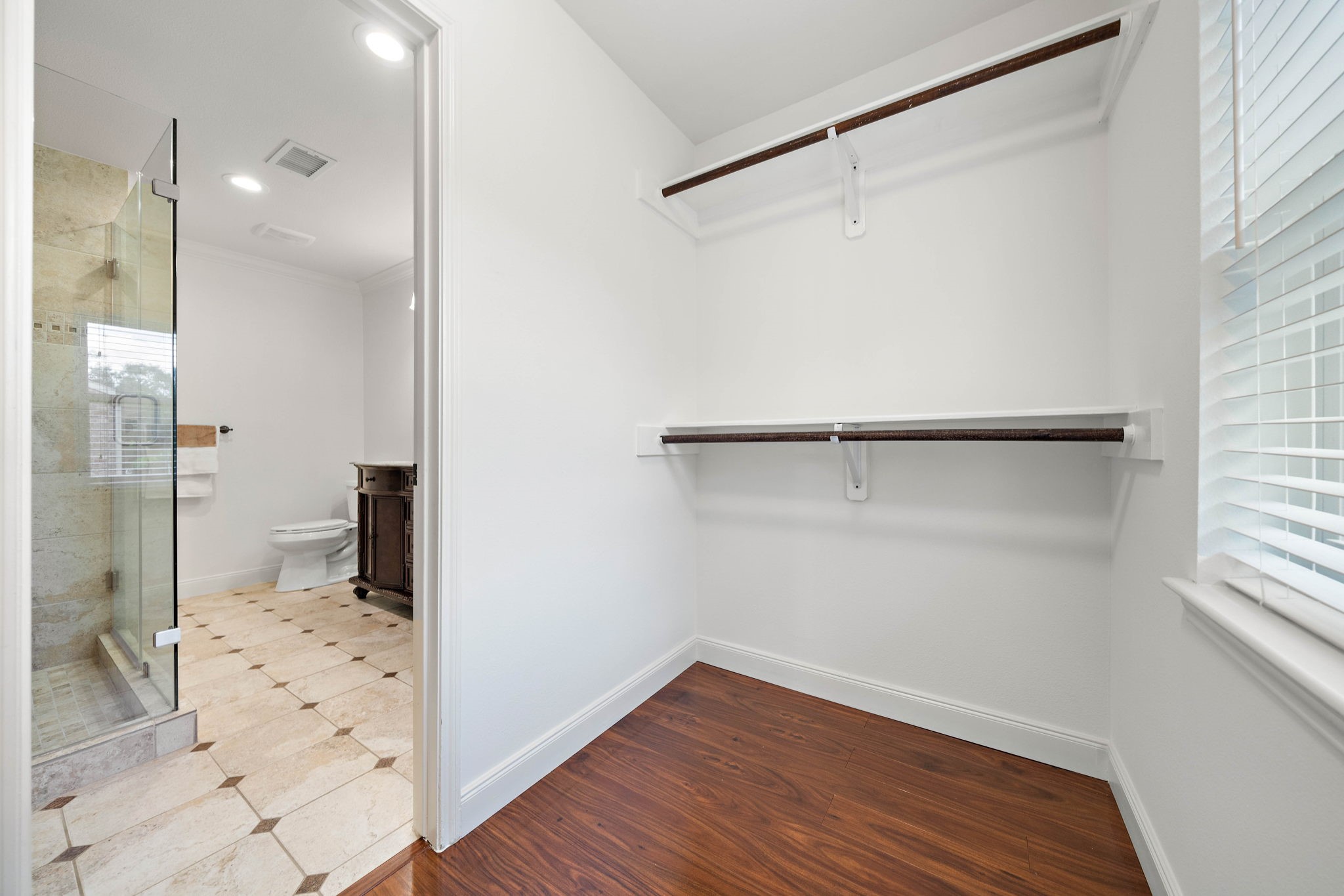 6434 Burgoyne Road 109 Property Photo 16