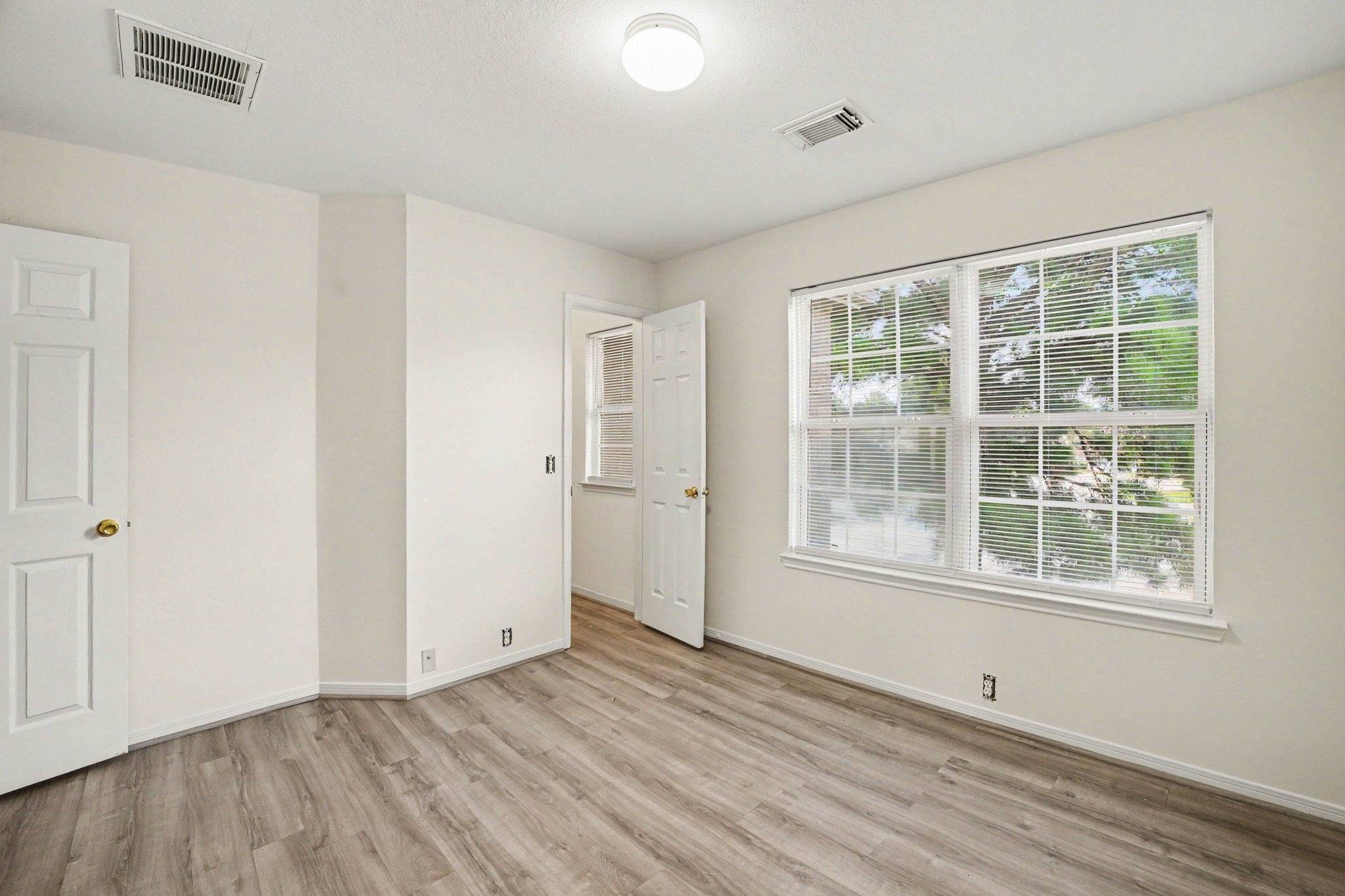 19130 Edens Dawn Drive Property Photo 17