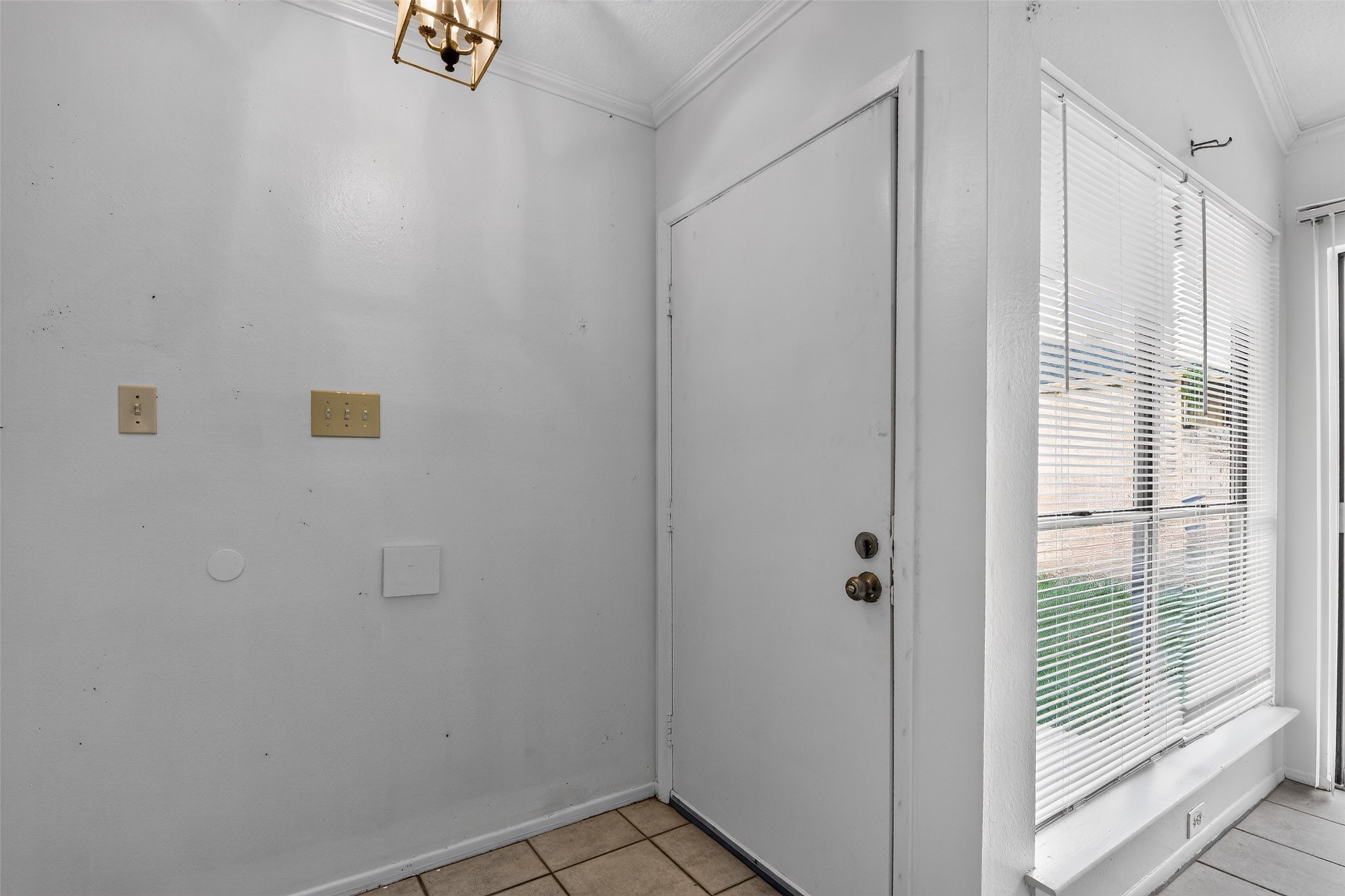 8151 Misty Ridge Lane Property Photo 3