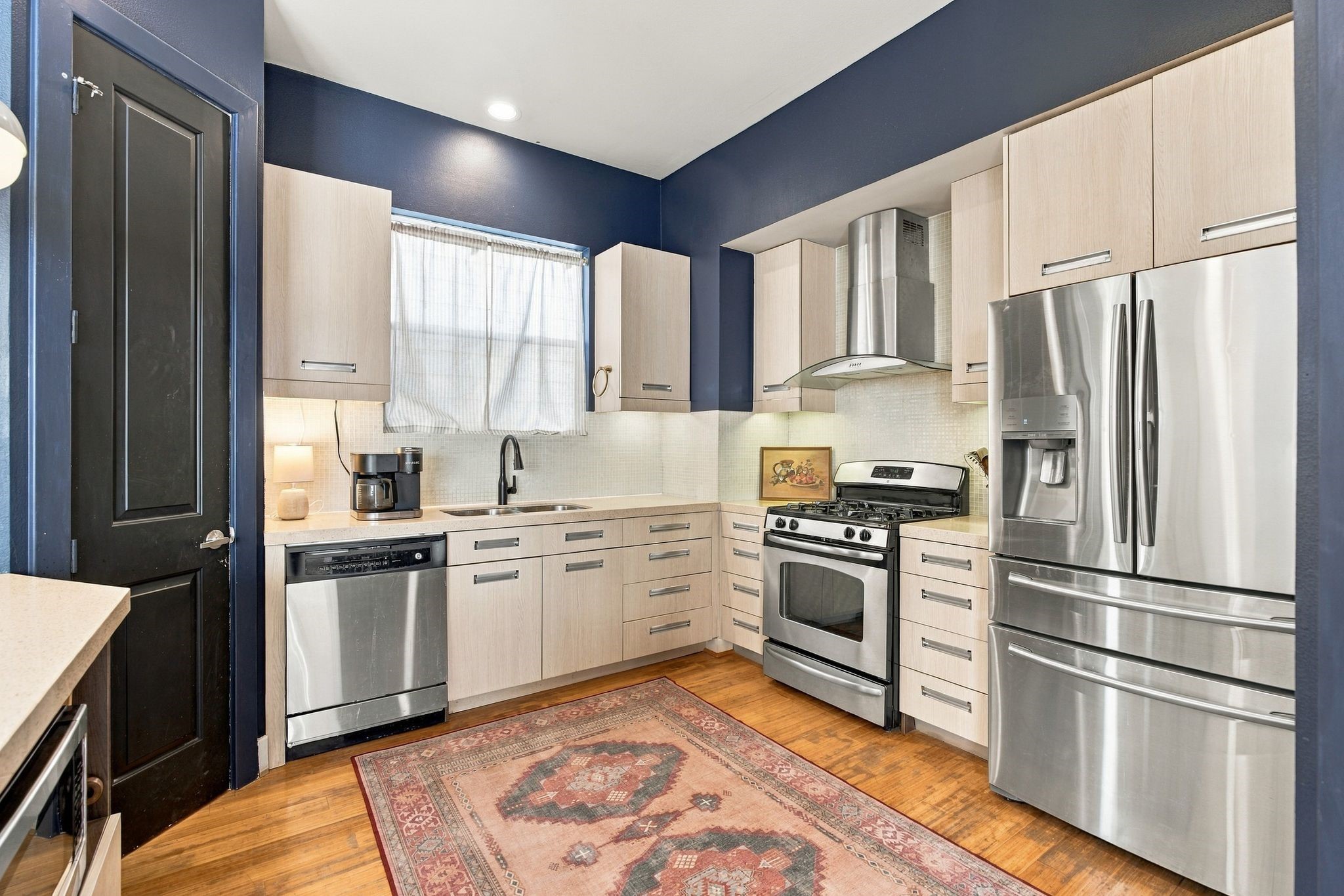 5715 Larkin Street A Property Photo 13