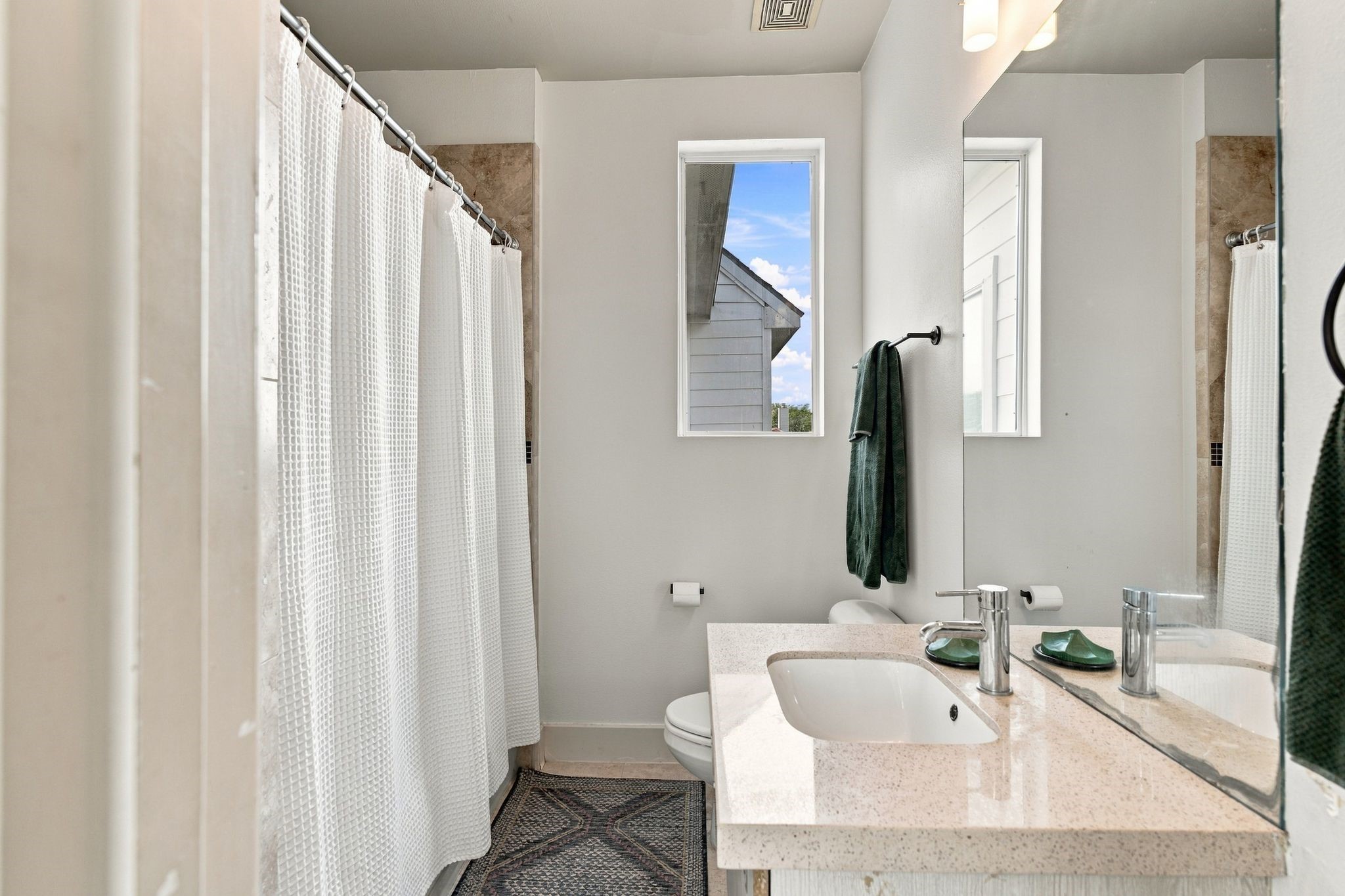 5715 Larkin Street A Property Photo 24