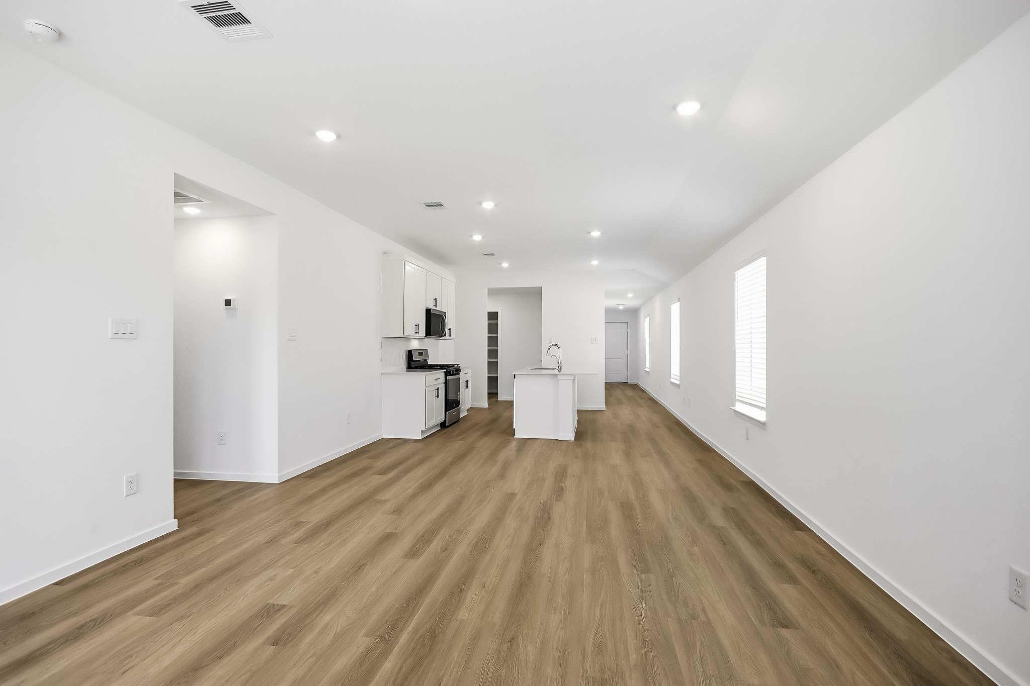 20306 Stroker Pass Road Property Photo 6