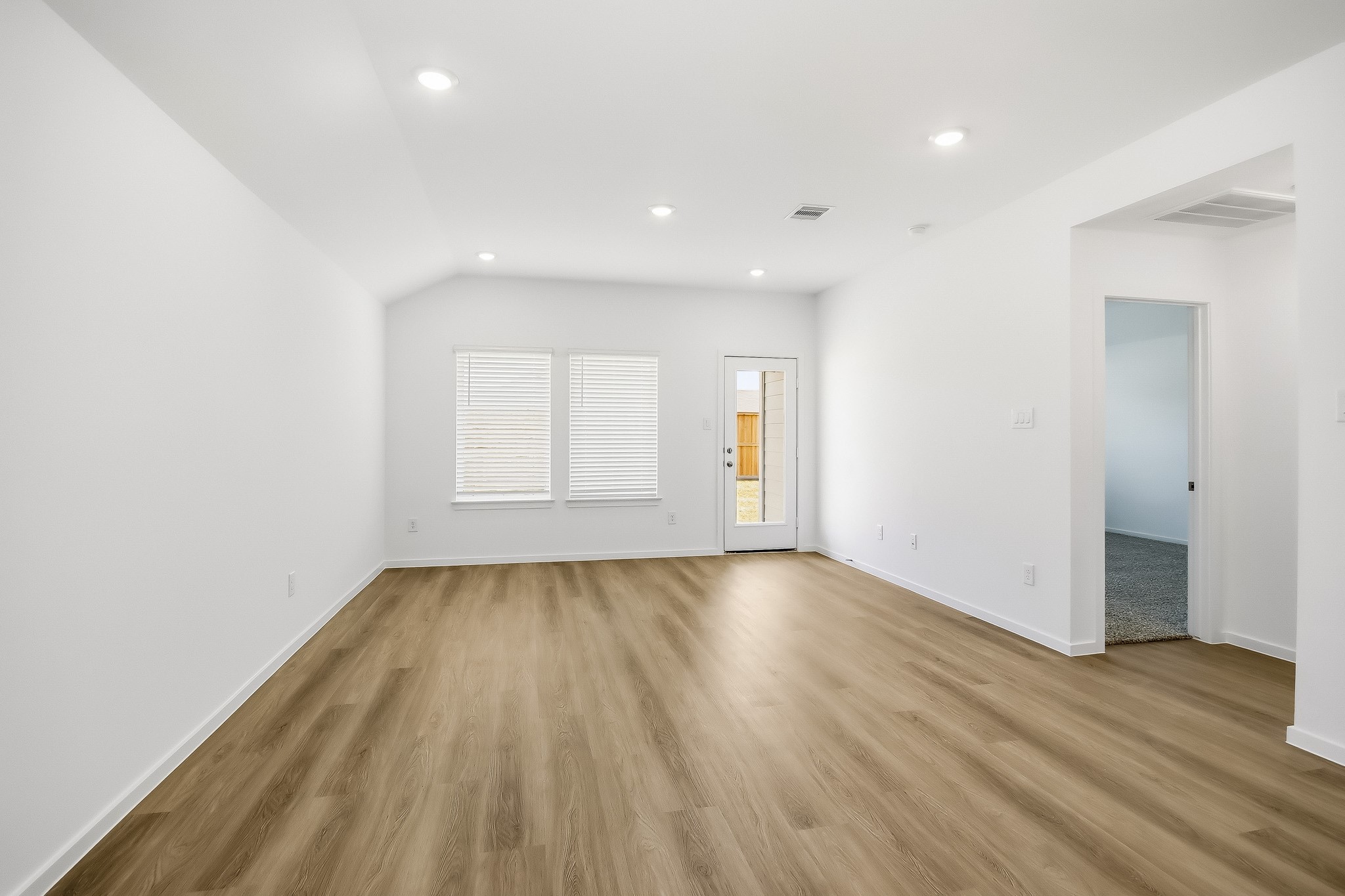 20306 Stroker Pass Road Property Photo 7