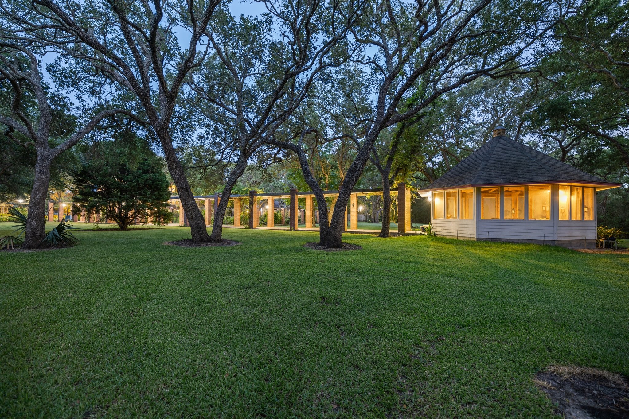 4102 Fm 1862 Property Photo 9