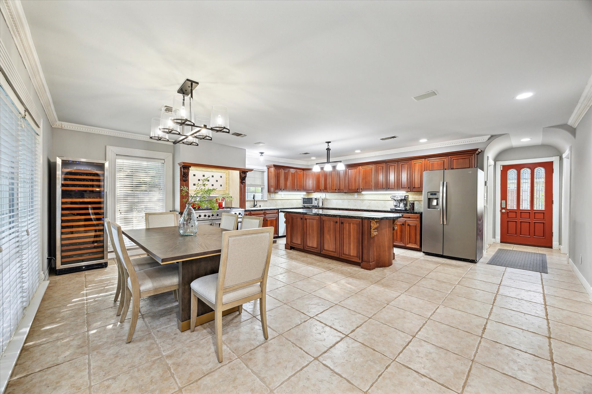 718 Garden Oaks Boulevard Property Photo 11