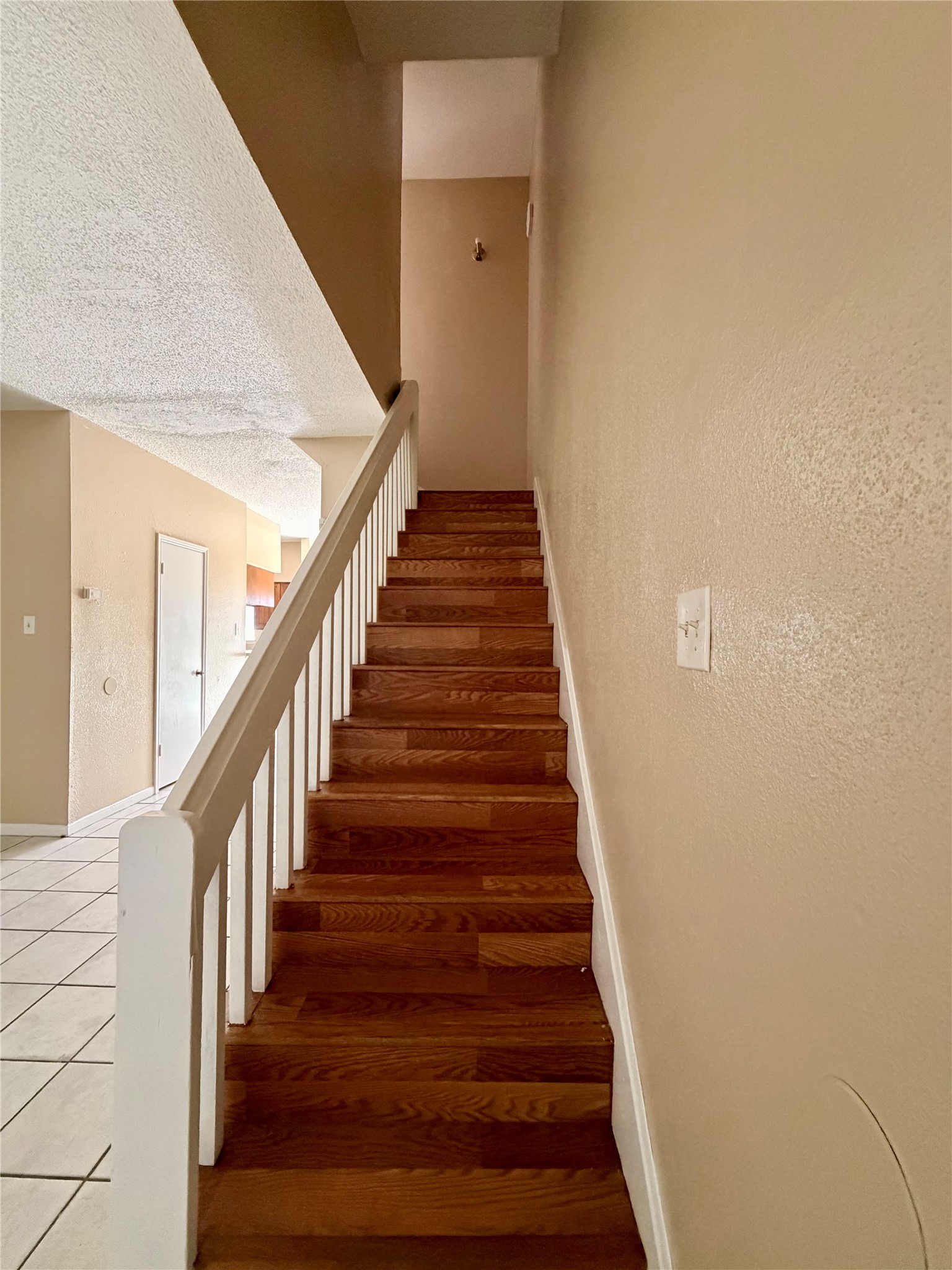 12400 Brookglade Circle 43 Property Photo 10