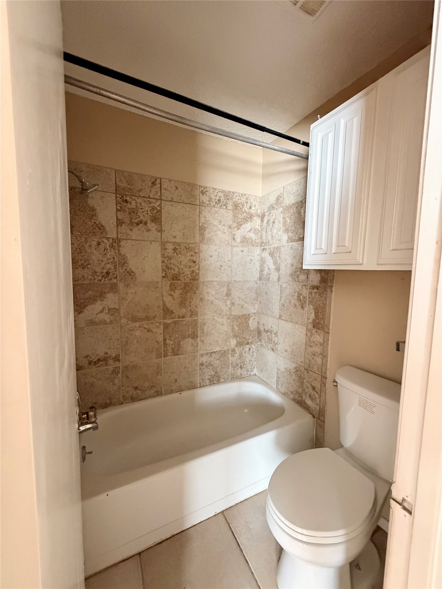 12400 Brookglade Circle 43 Property Photo 18