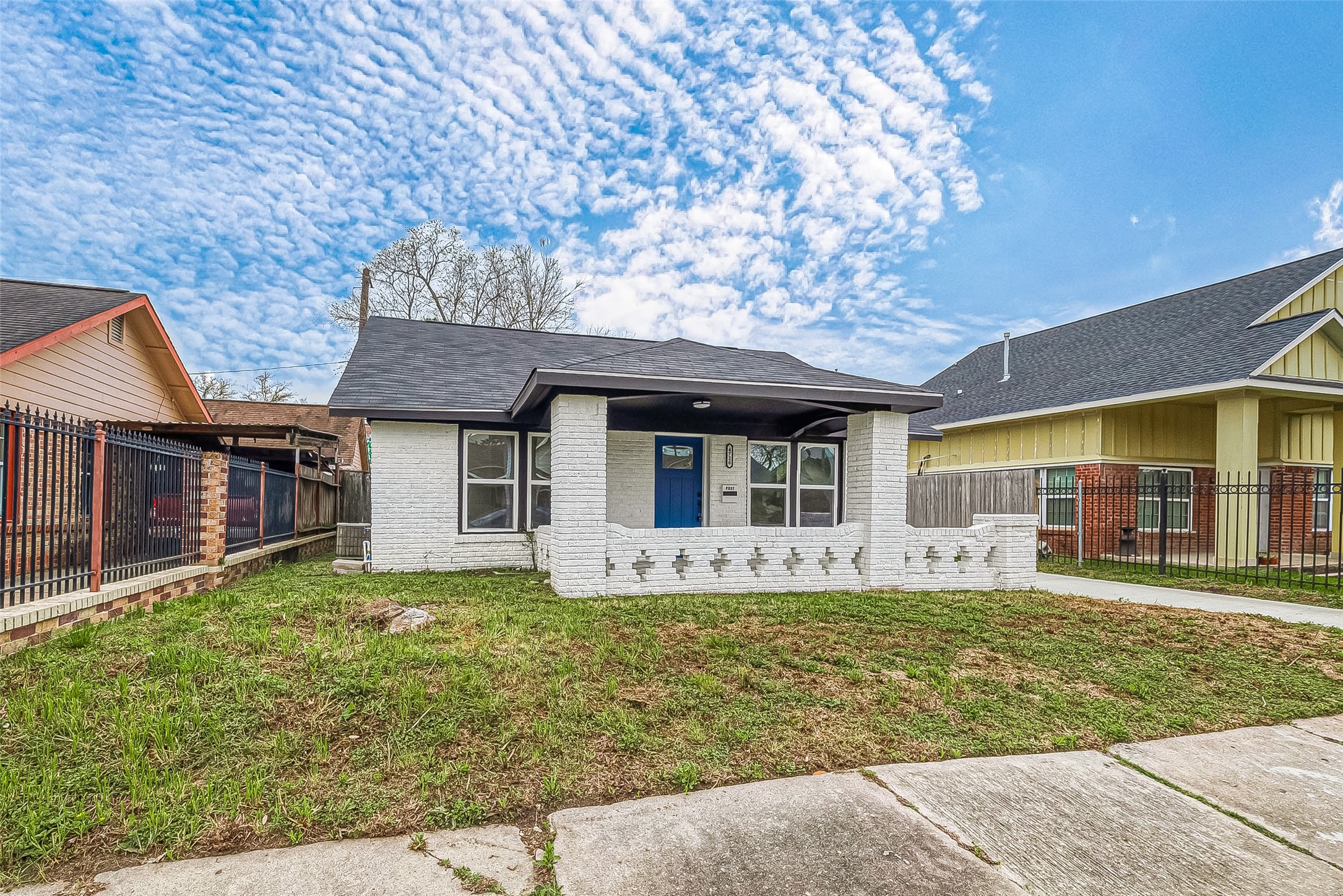 4726 Pease Street Property Photo 2