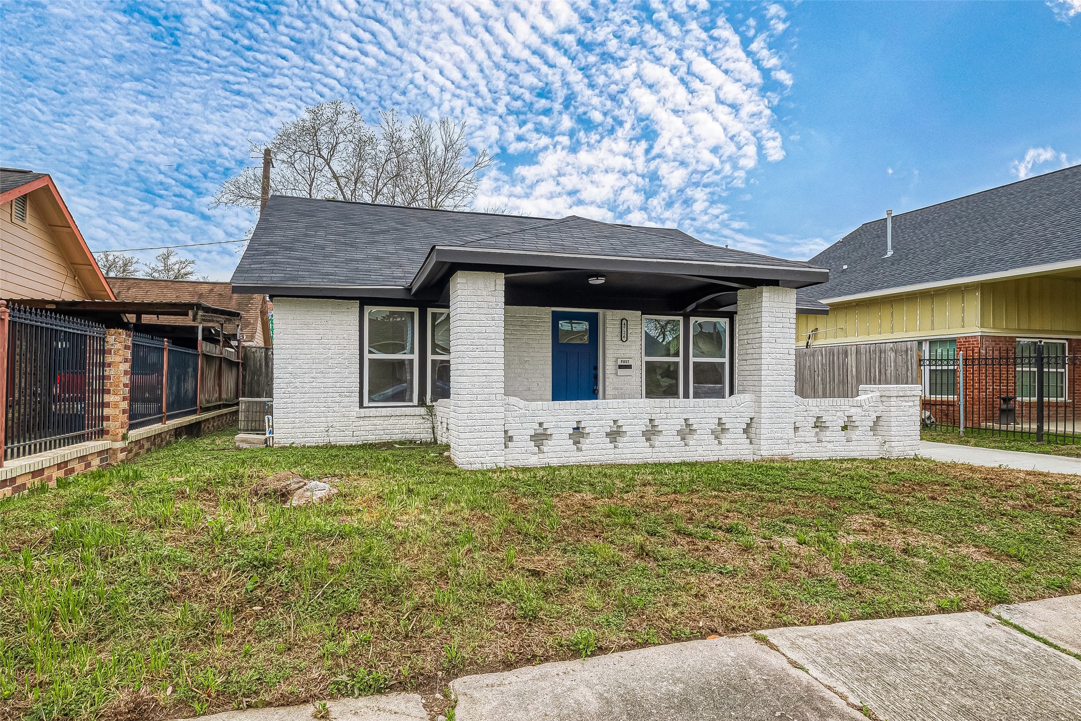 4726 Pease Street Property Photo 4