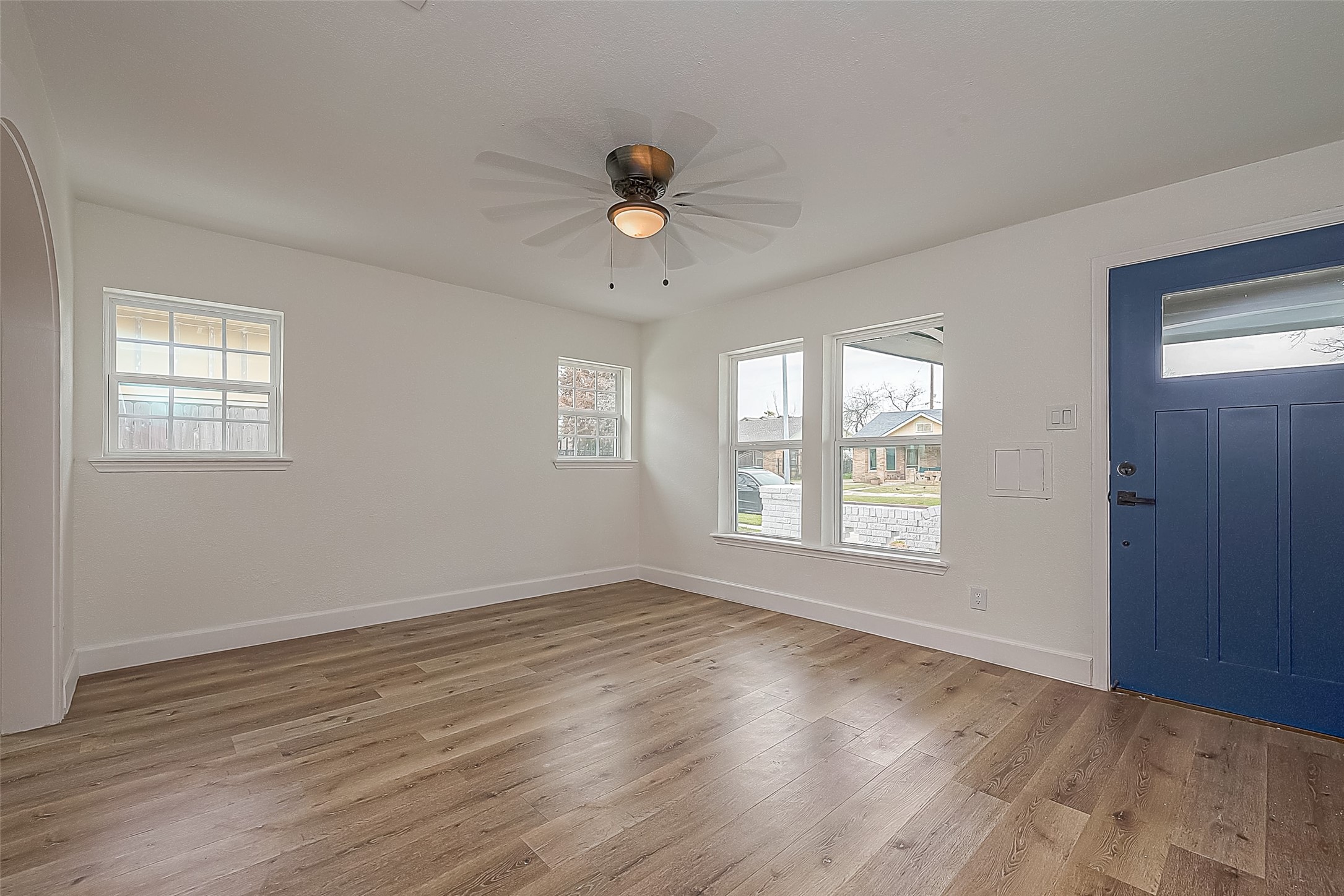 4726 Pease Street Property Photo 12