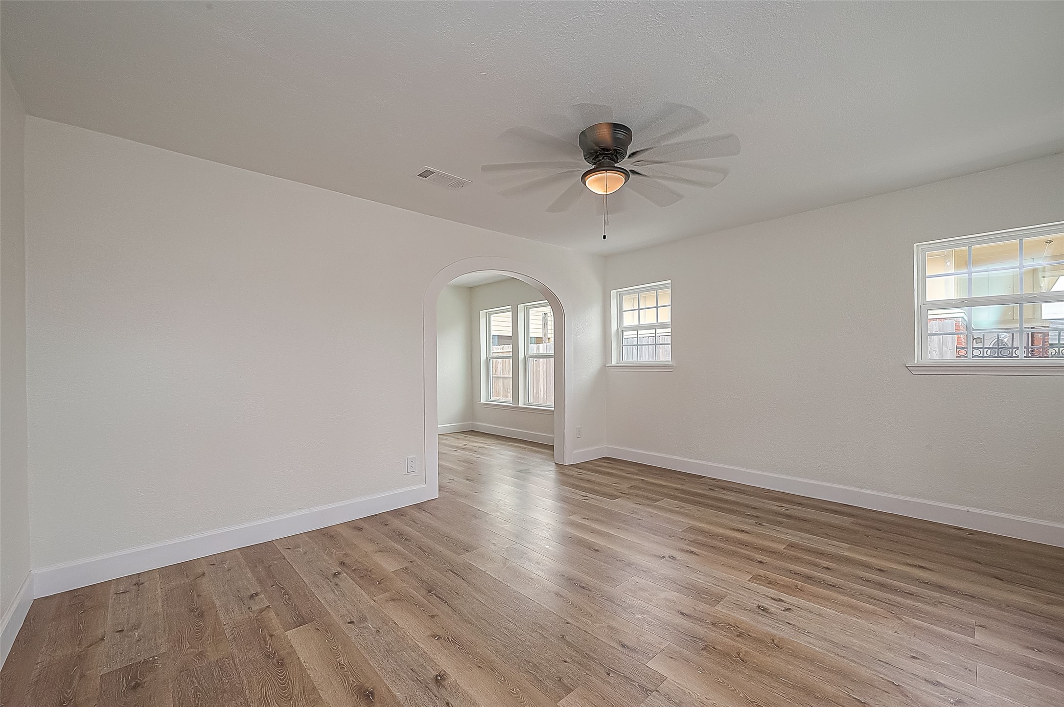 4726 Pease Street Property Photo 13