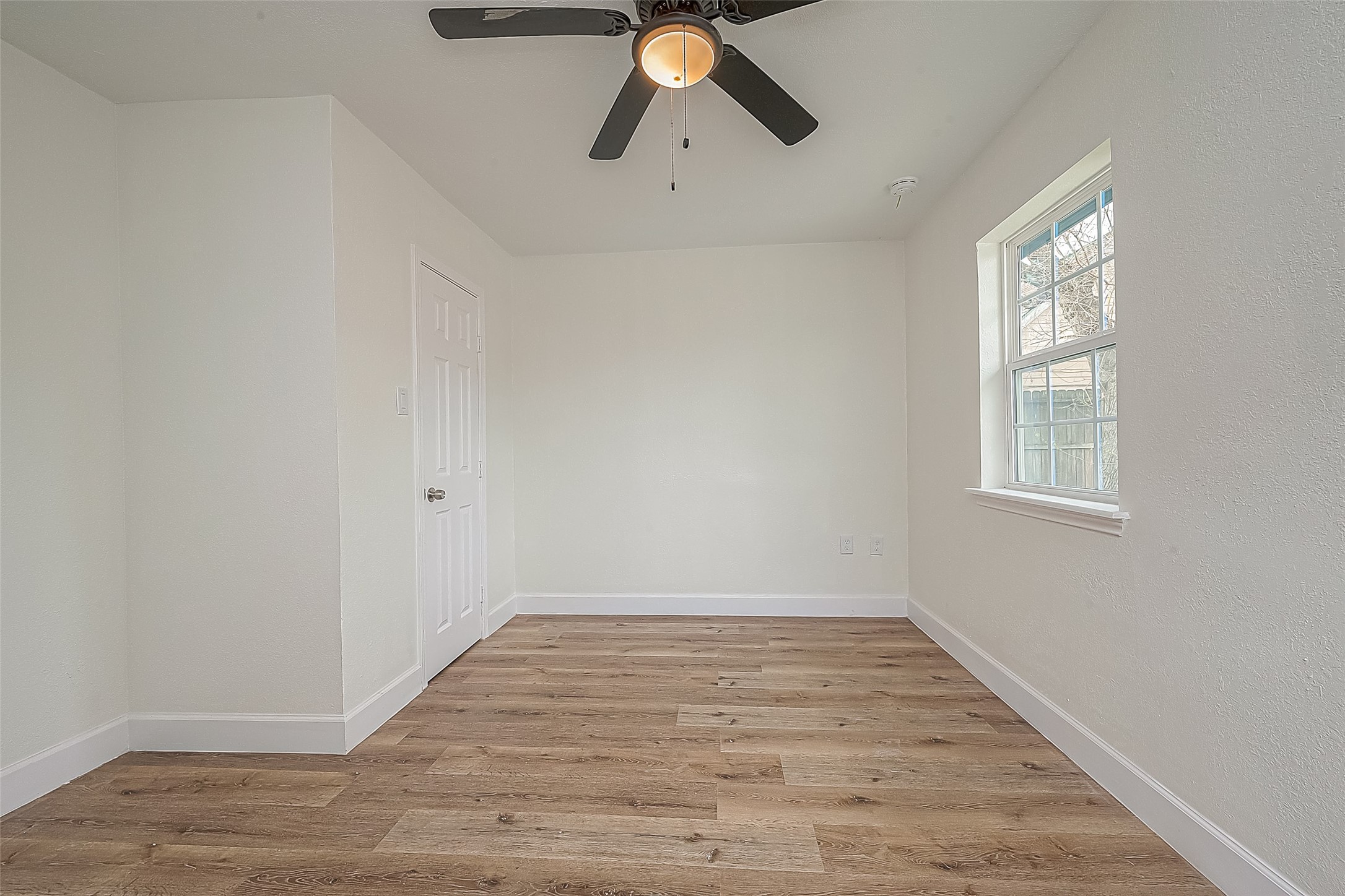 4726 Pease Street Property Photo 27
