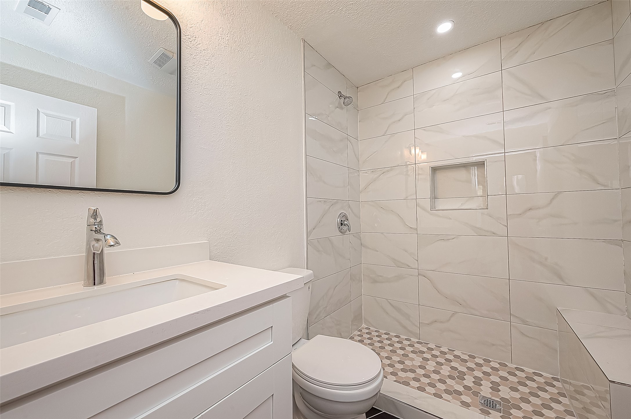 4726 Pease Street Property Photo 35