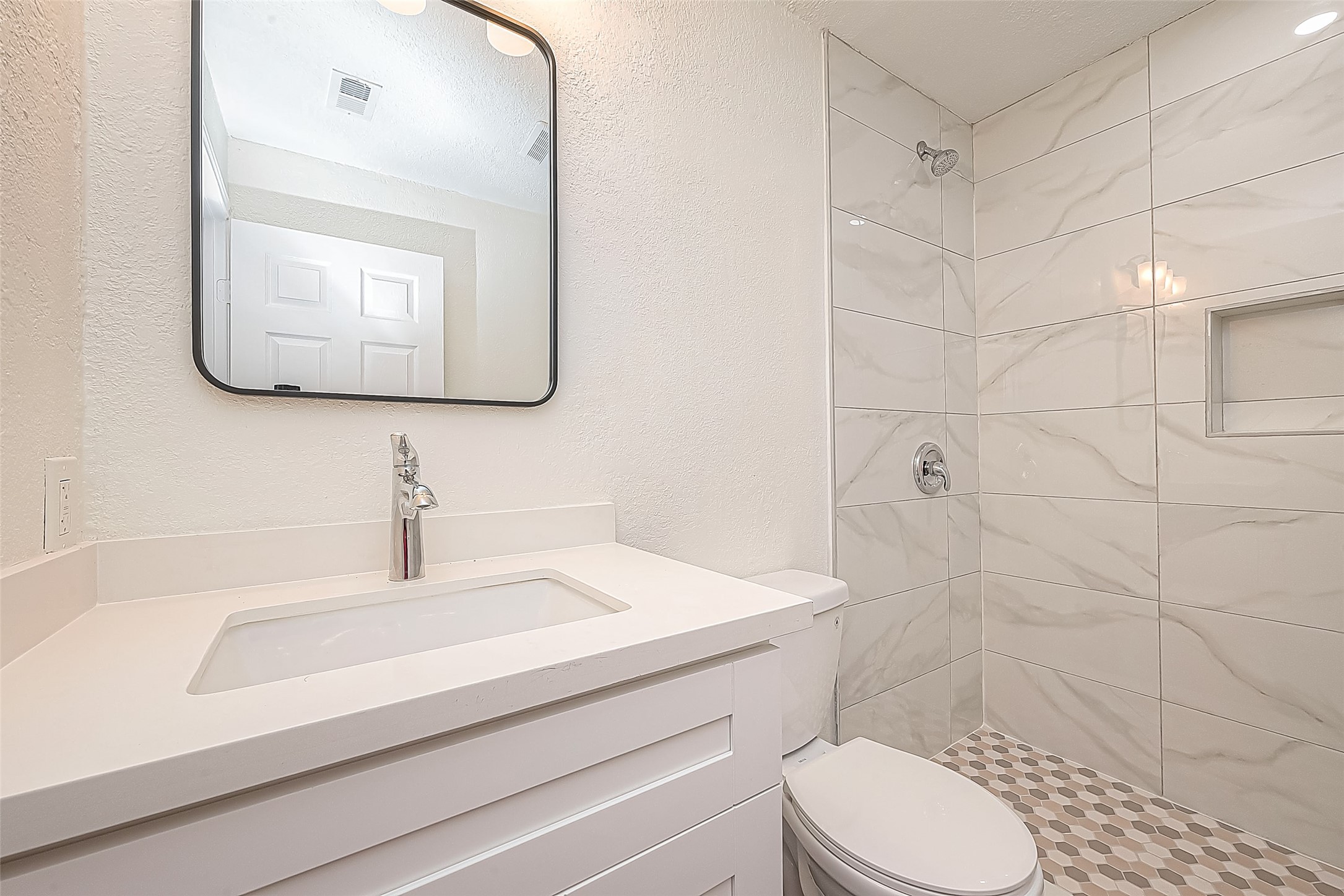4726 Pease Street Property Photo 38