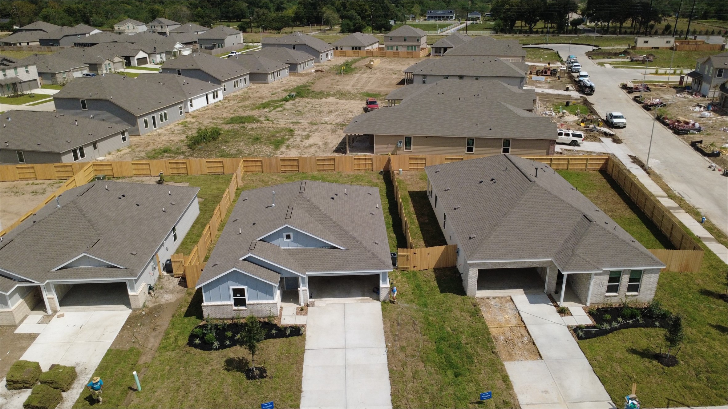 12706 Cobbler Glenn Drive Property Photo 1