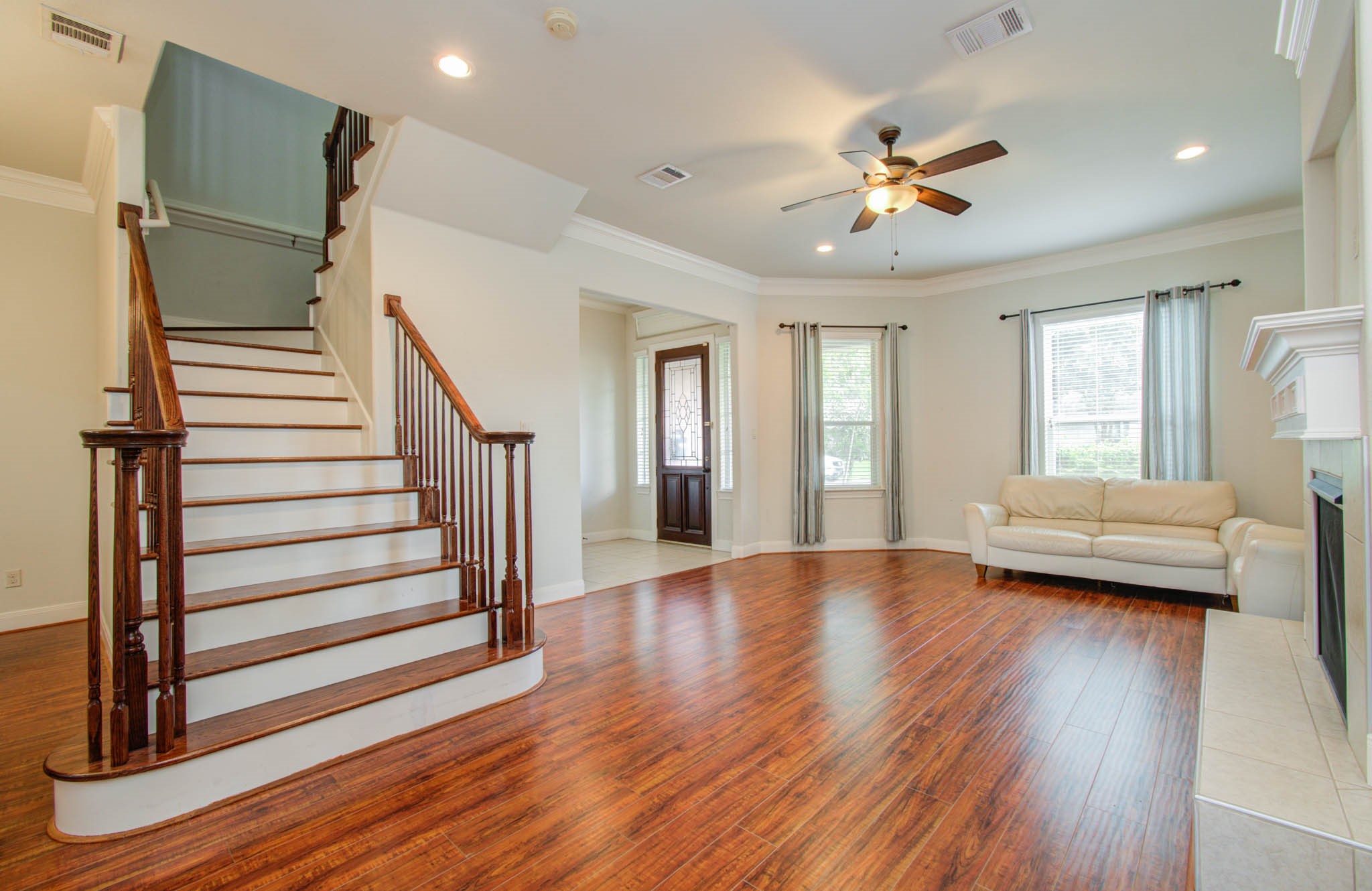 10205 Brooktree Drive Property Photo 4