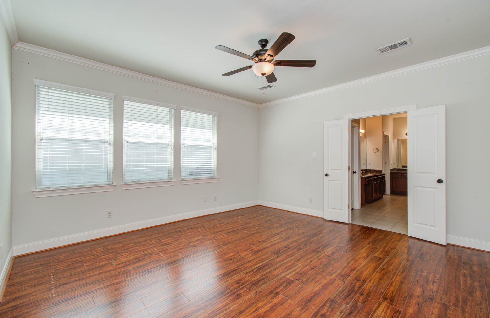 10205 Brooktree Drive Property Photo 14