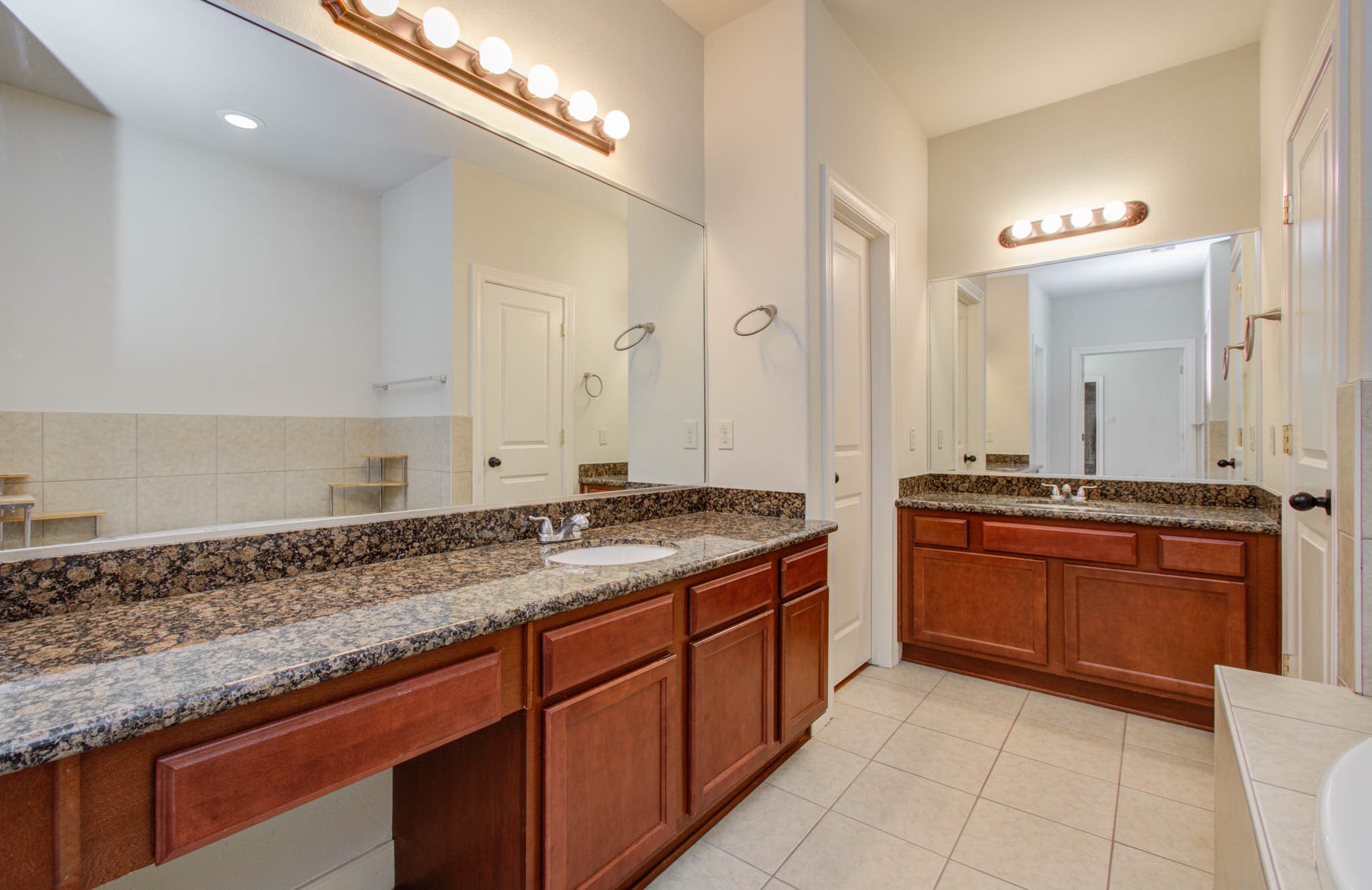 10205 Brooktree Drive Property Photo 15