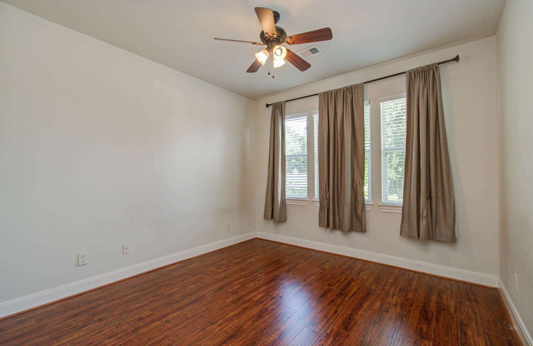 10205 Brooktree Drive Property Photo 24