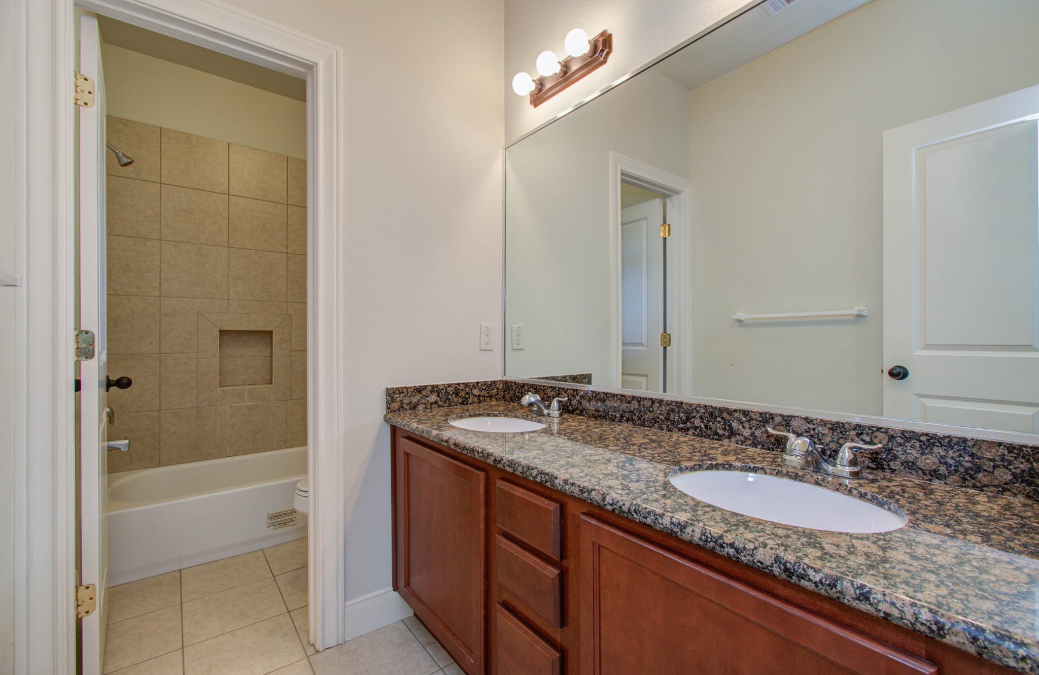 10205 Brooktree Drive Property Photo 28